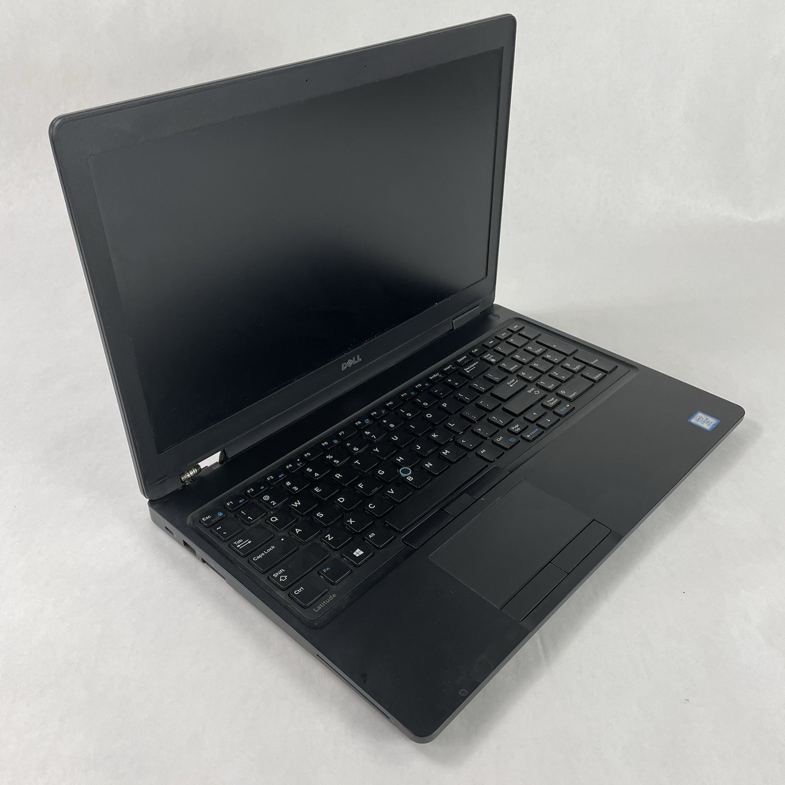 Dell Latitude 5580 15.6″ i5-7300U 2.6 GHz 8 GB RAM No SSD/OS/AC – No Hinge Cover