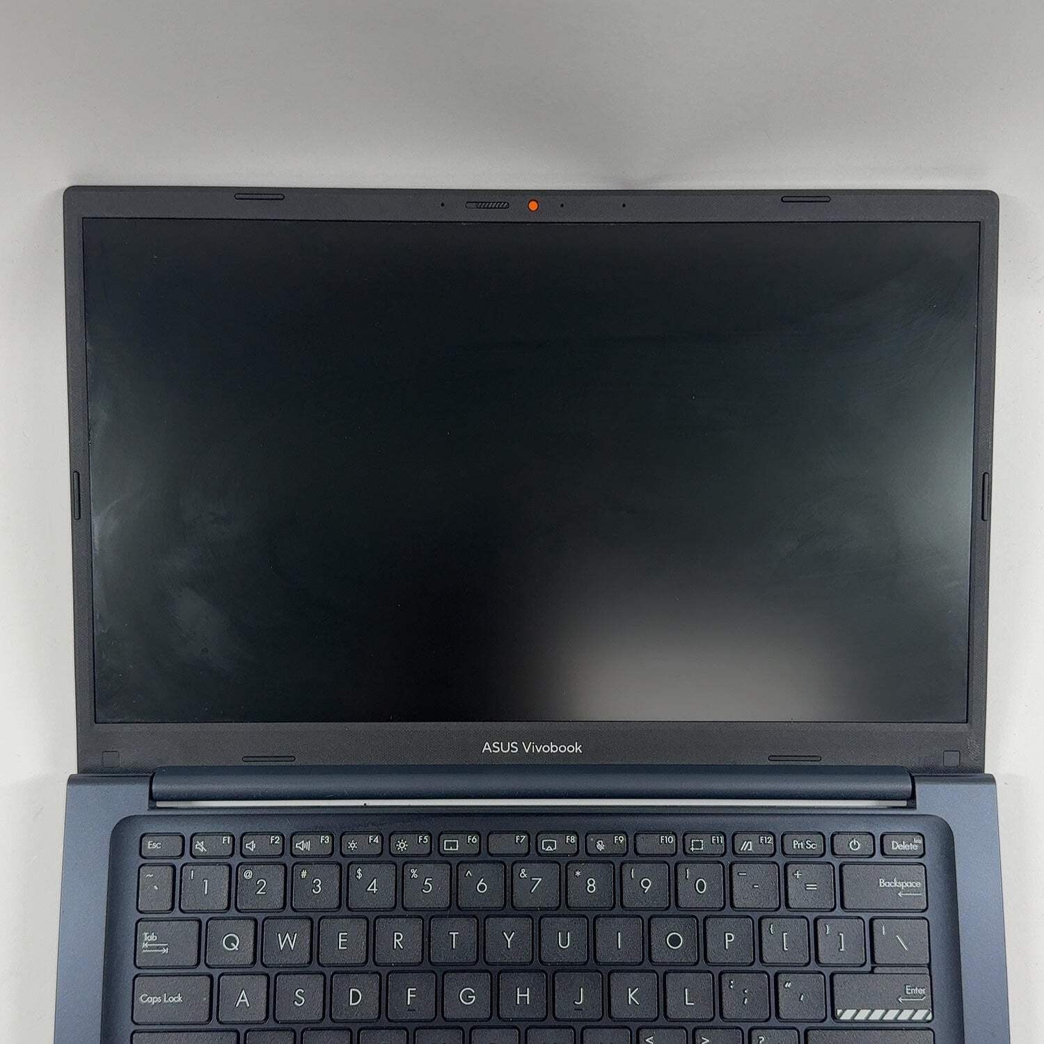 Asus Vivobook 14 X1404ZA 14″ i3-1215U 4.4Ghz 8GB RAM 128GB SSD