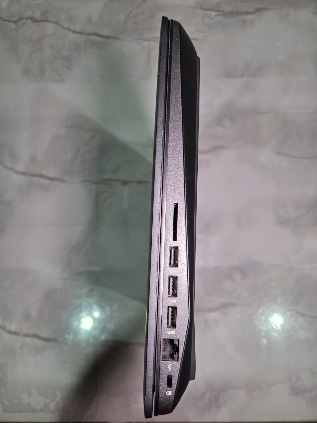 HP ZBook 17 G3 i7-6700HQ 32GB Ram 256GB SSD