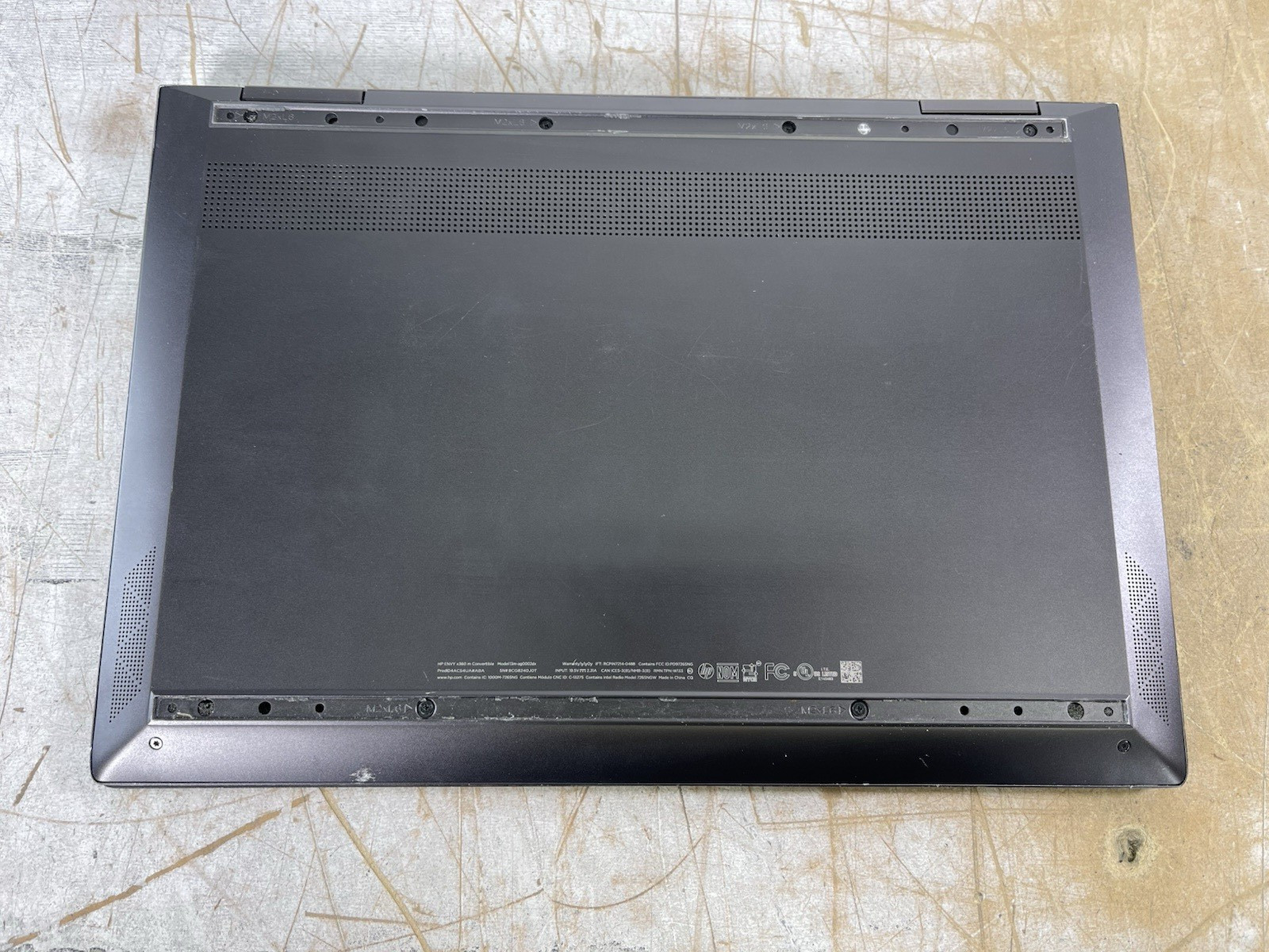 HP ENVY X360 M CONVERTIBLE AMD RYZEN 7 2700U @ 2.2GHz, 8GB RAM,NO HDD/OS-(PARTS)