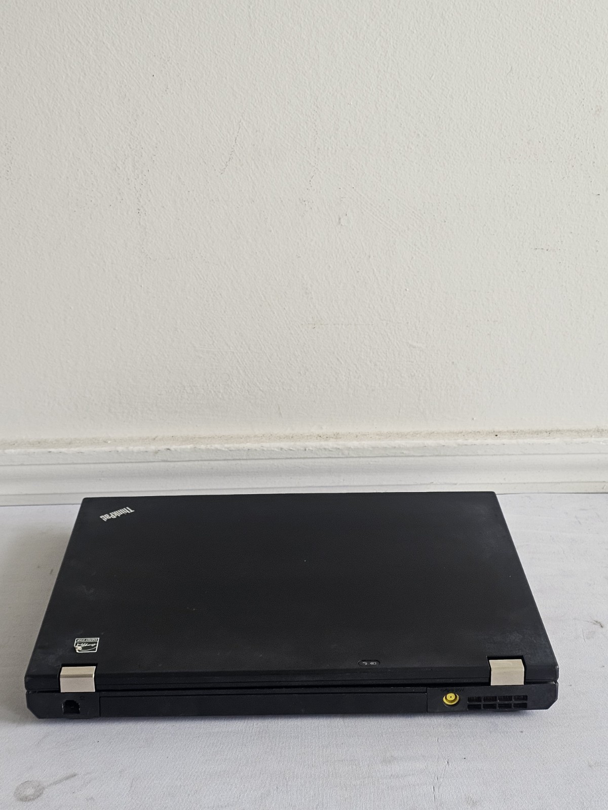 Lenovo ThinkPad T410 Laptop – i5-M520 – 4GB RAM – BAD BATT – Parts/Repair – READ