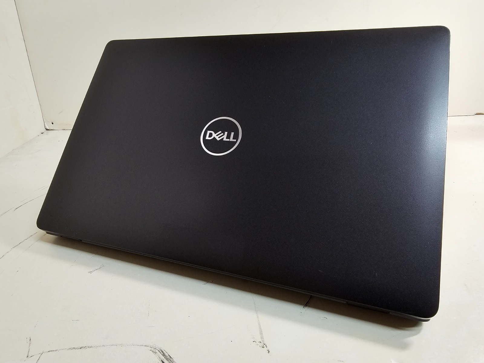 Dell Precision 3541 Laptop – 2.6 GHz i7-9750H 16GB 256GB SSD P620 15.6″ – SP10