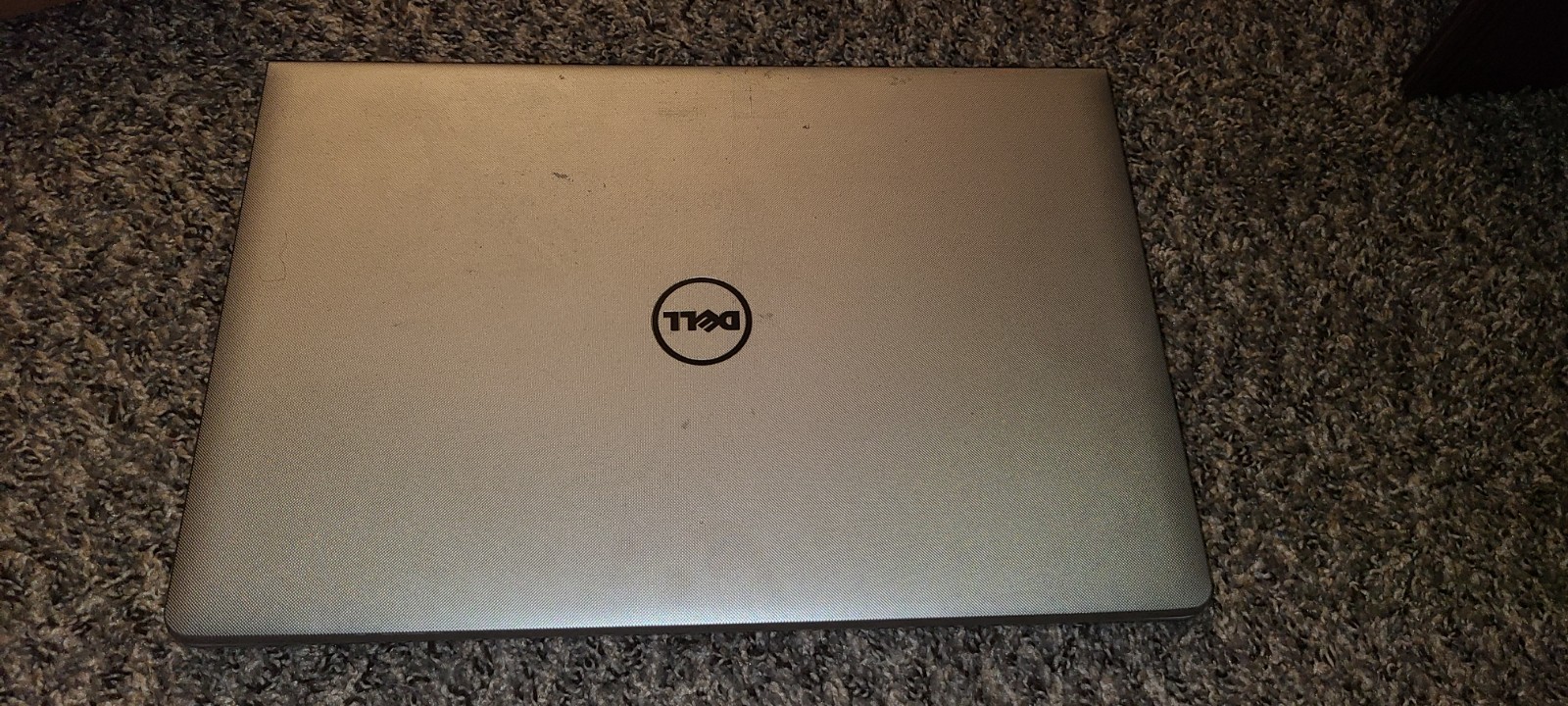 Dell Inspiron 15 5000 15″ i7 2.50GHz 12GB 1TB+128GB Windows Silver Charger