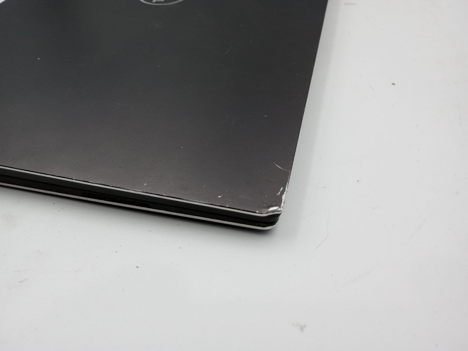 Dell XPS 13 9365 13″ 2in1 Touch i7-7Y75 16GB RAM – NO BOOT – READ -RR
