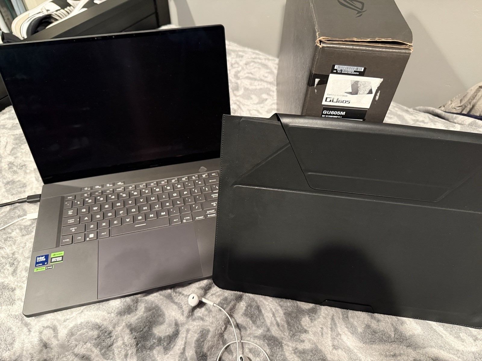 ASUS ROG Zephyrus GU605 16in Core Ultra 9 185H 32GB
