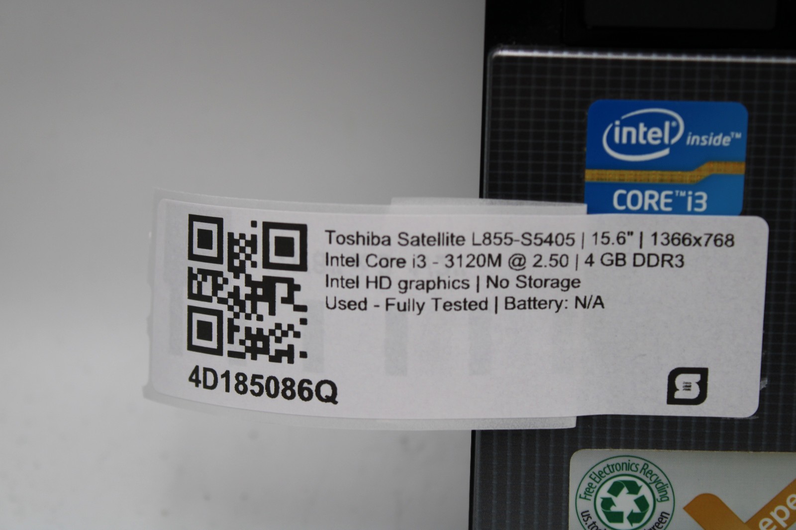 Toshiba Satellite L855-S5405 i3-3120M @ 2.5 GHz 4GB RAM No SSD No OS