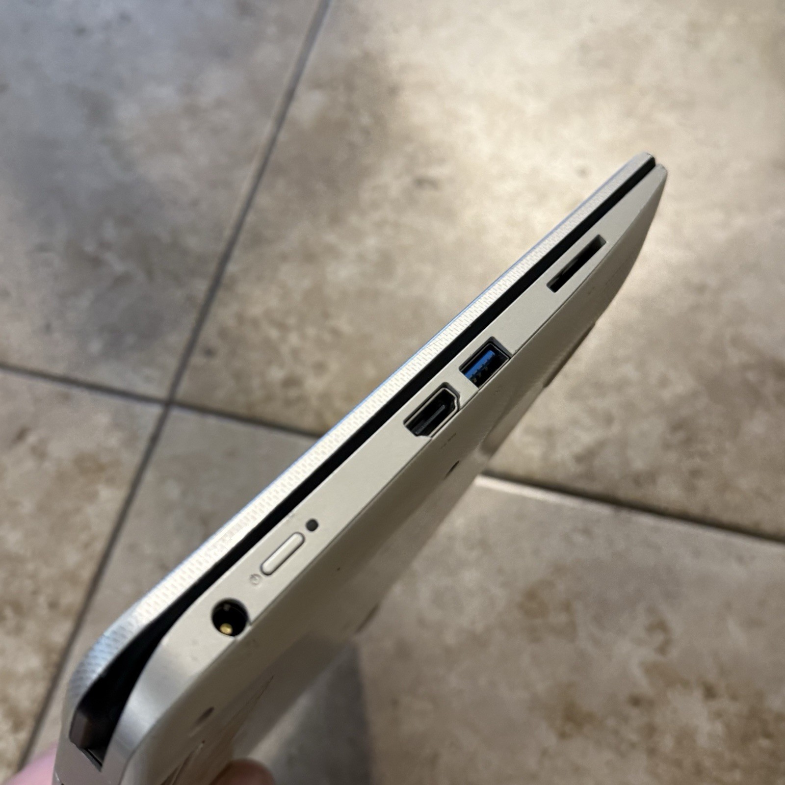 Toshiba Satellite Radius 11 L15W-B1302 Laptop Parts Or Repair Untested No Return
