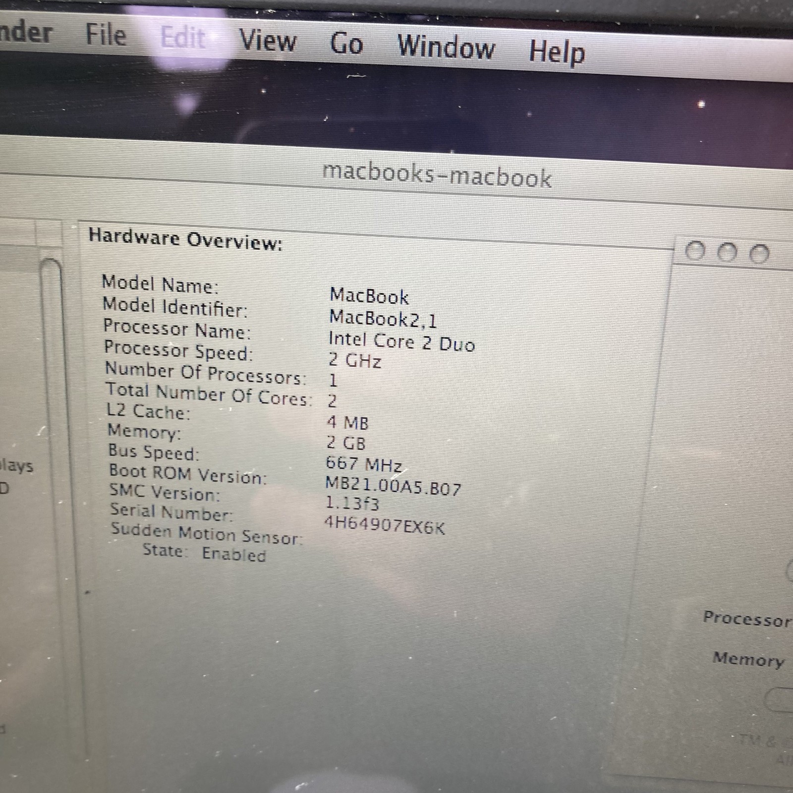 Apple MacBook A1181 13″ Intel Core 2 Duo 2GHz 2GB RAM 160GB HDD Dim Backlight
