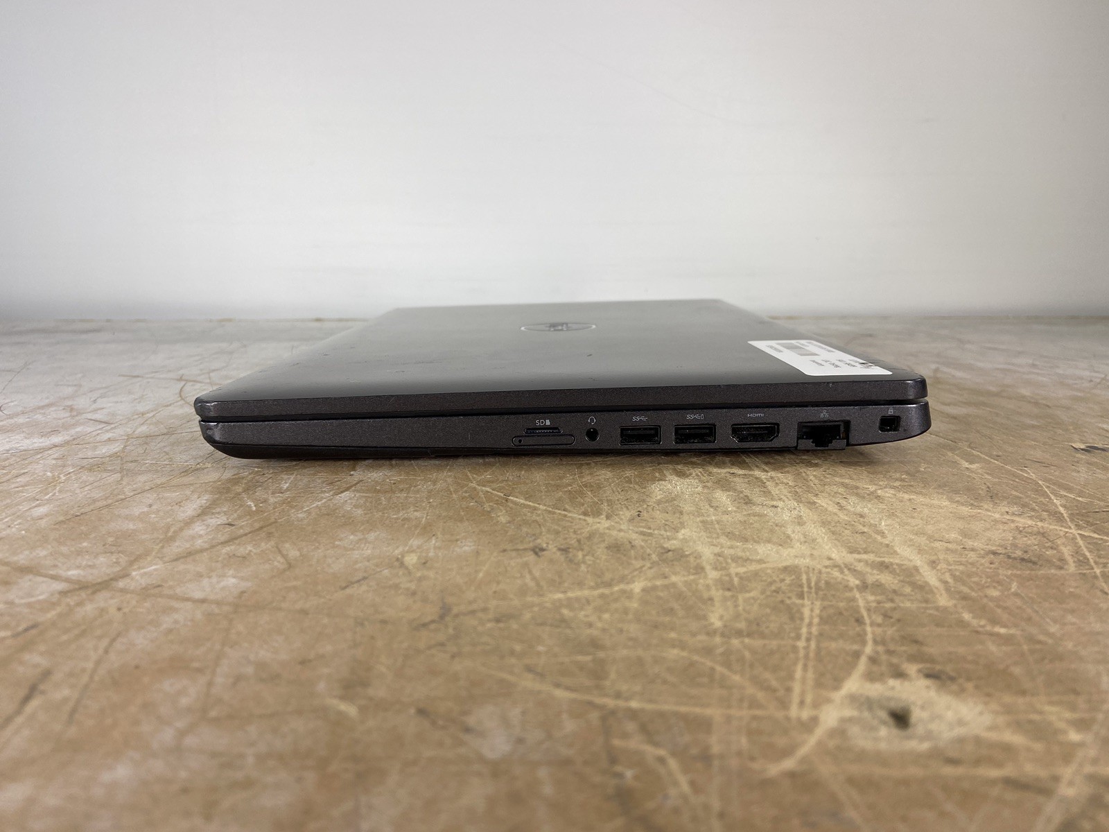DELL LATITUDE 5500 i5-8365U @ 1.60GHz, 4GB RAM, NO HDD/OS