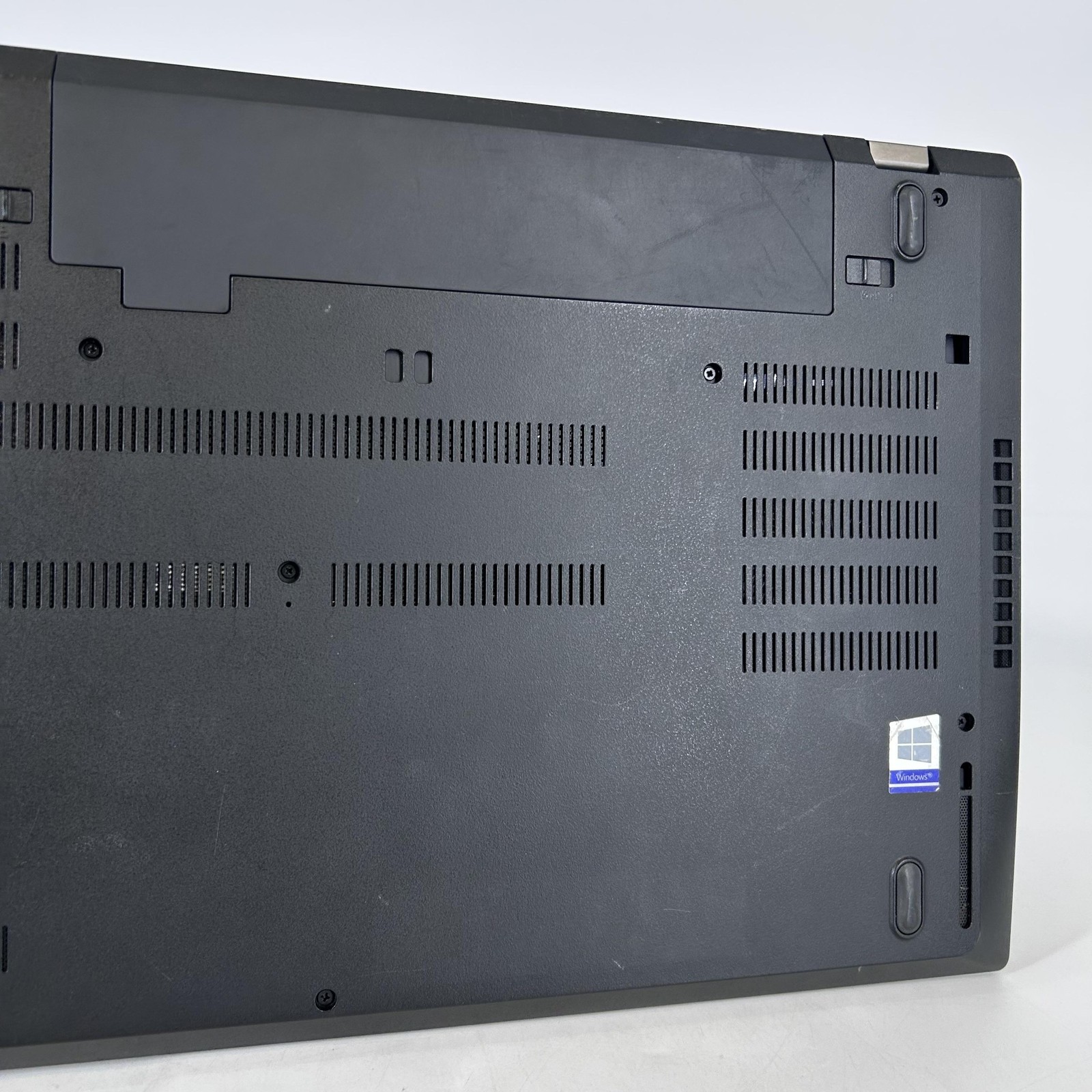 Lenovo ThinkPad T580 15.6 FHD TOUCH i7-8650U 1.90GHz 16GB 256GB SSD WHITE SPOTS