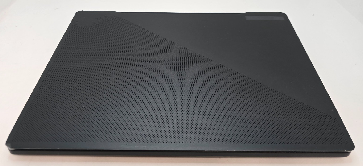 ASUS ROG M16 16″ i9-13900H 14C, 16GB, 1.5 TB SSD, RTX 4070, WQXGA 240HZ