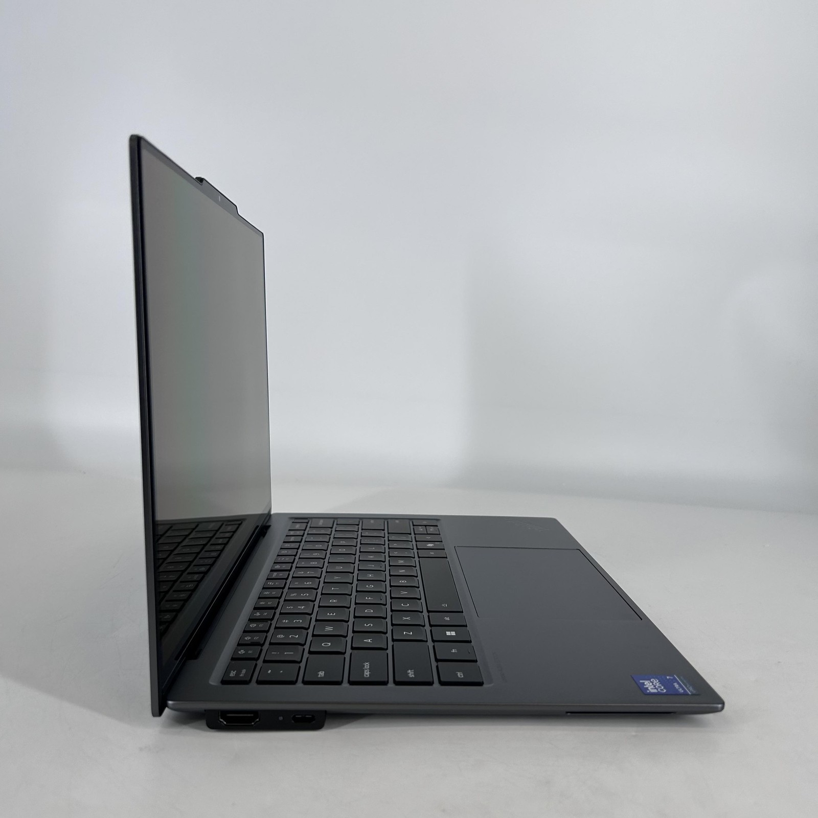 Lenovo ThinkPad X9 14 QHD+ TOUCH 2.2 GHz Ultra 7 268V 32GB 1TB SSD – LCD BLEED