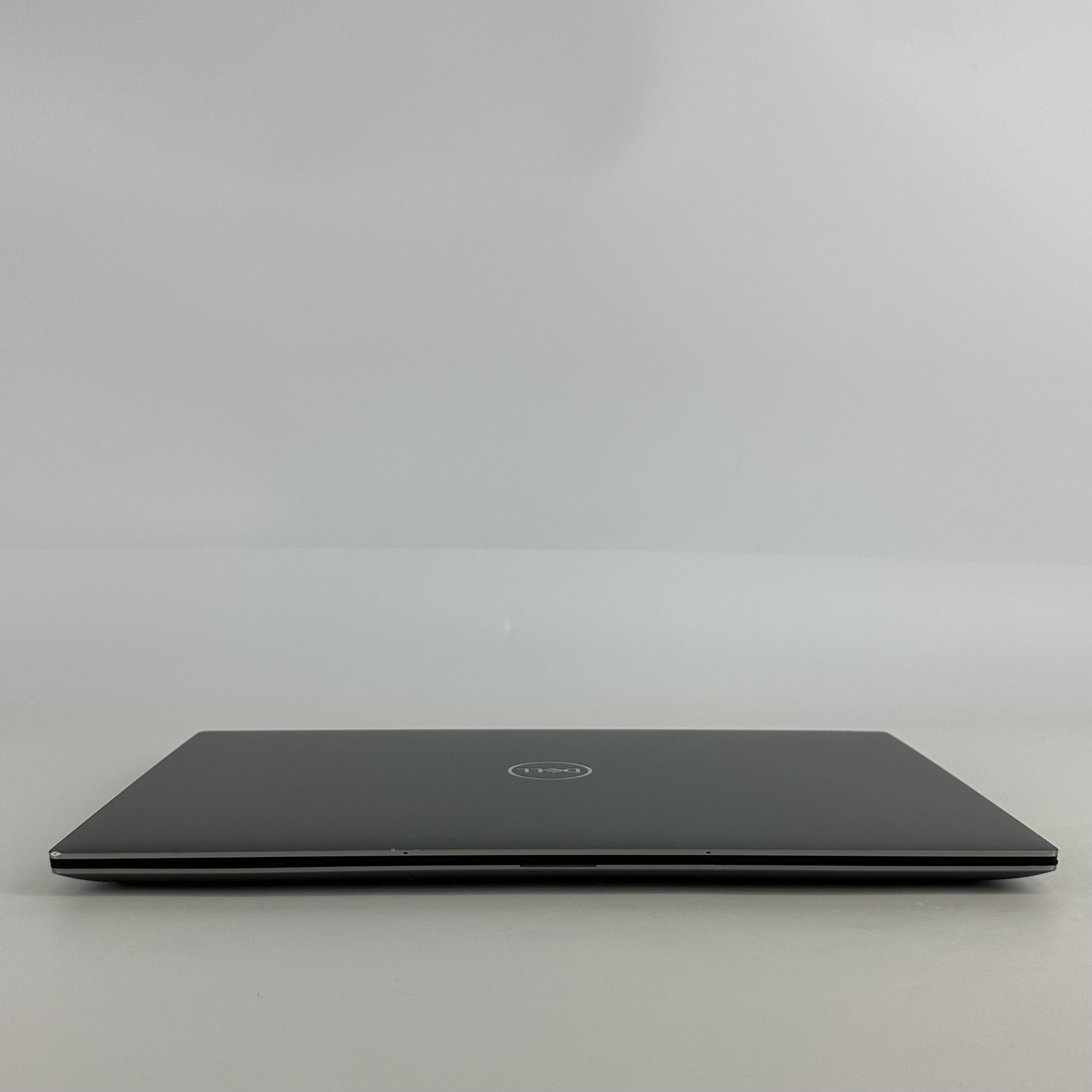 Dell Precision 5550 15.6 FHD+ i7-10750H 2.60GHz 32GB 1TB Quadro T1000 LCD BLEED
