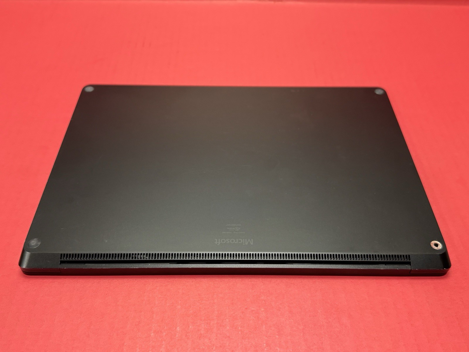 Microsoft Surface Book 3 1867-1868 13.5” 10th i5 1035G7 1.2GHz 16GB RAM 256GB