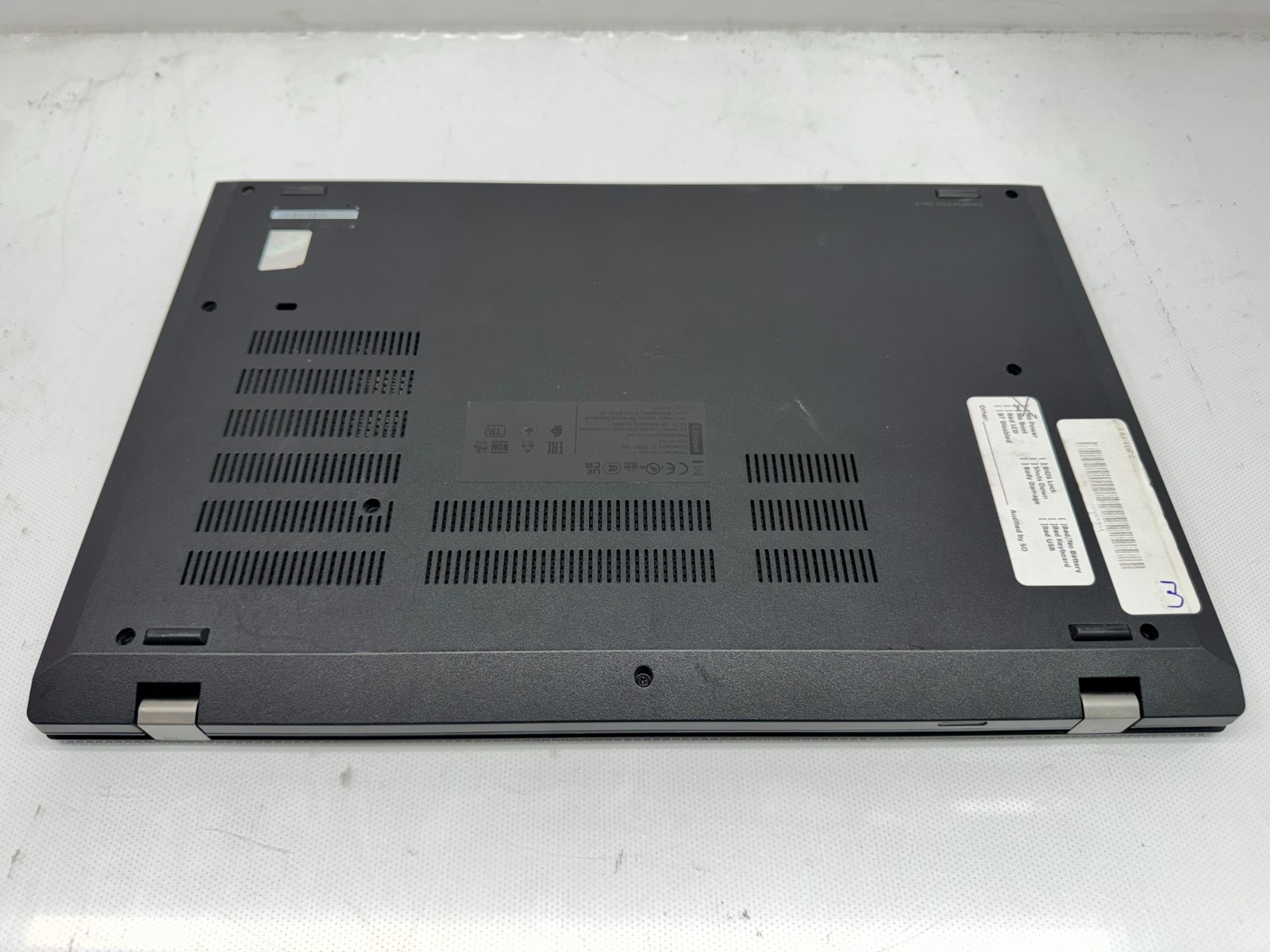 Lenovo ThinkPad P15v Gen 3 15.6″i7-12700H@2.3GHz 16G 256G T600 Win11 W/AC
