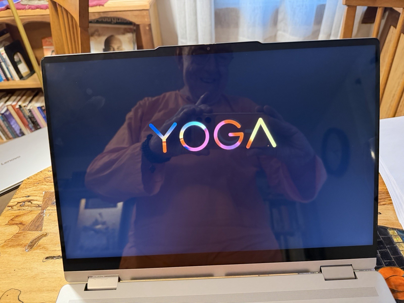 Lenovo Yoga 7 16″ 2-in-1 CoPilot+ PC 2K FHD+ TOUCH AMD Ryzen AI 7 350 16GB 1TB