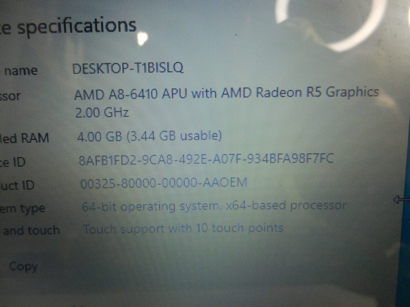 HP 15-f100dx AMD A8-6410 2 GHz 4GB RAM 500 GB HDD CRACKED GLASS but WORKS