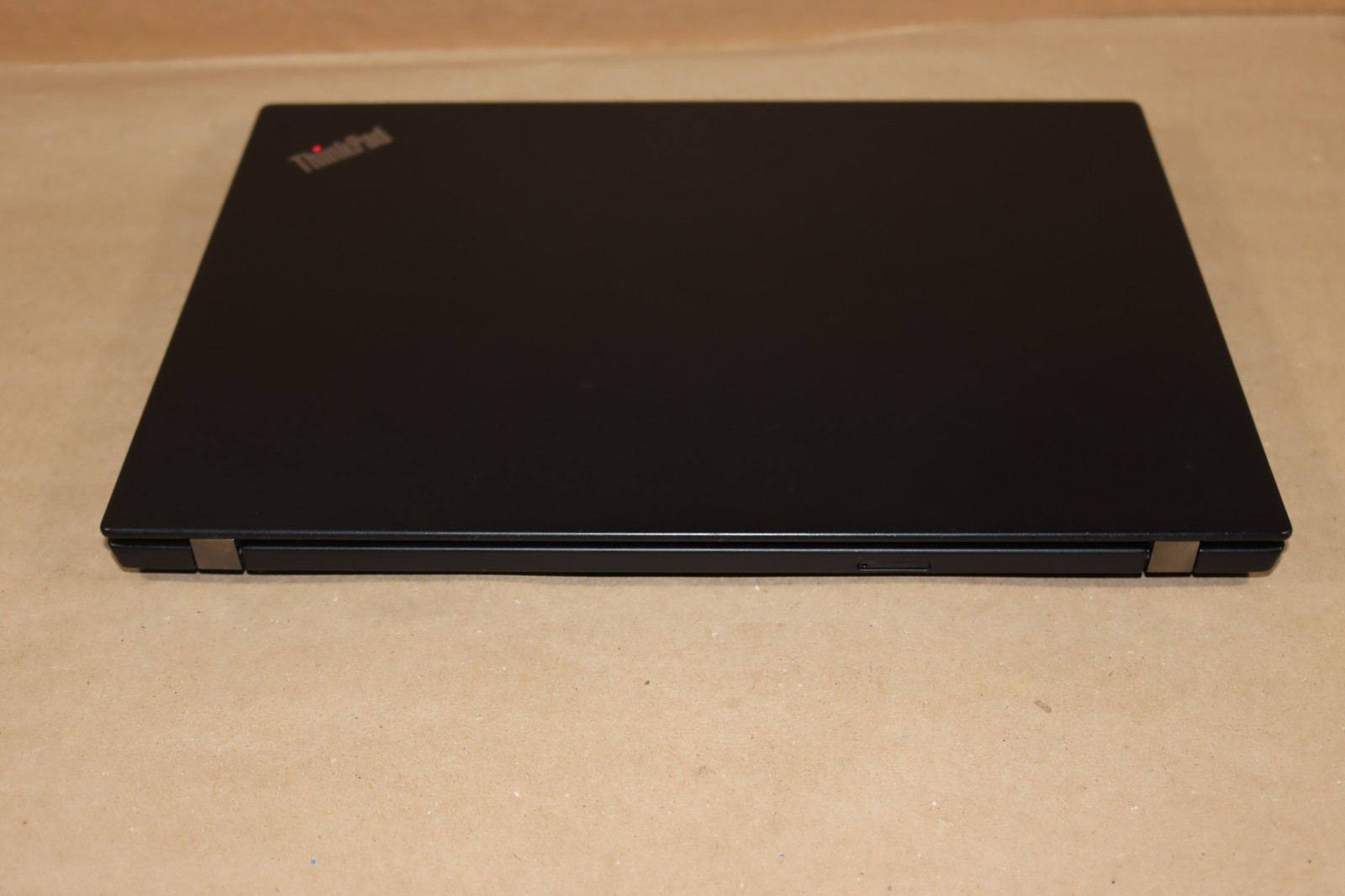 Lenovo ThinkPad X390 13.3″(256 GB SSD, Intel Core i5-8265U, 1.6GHz, 8GB RAM)…