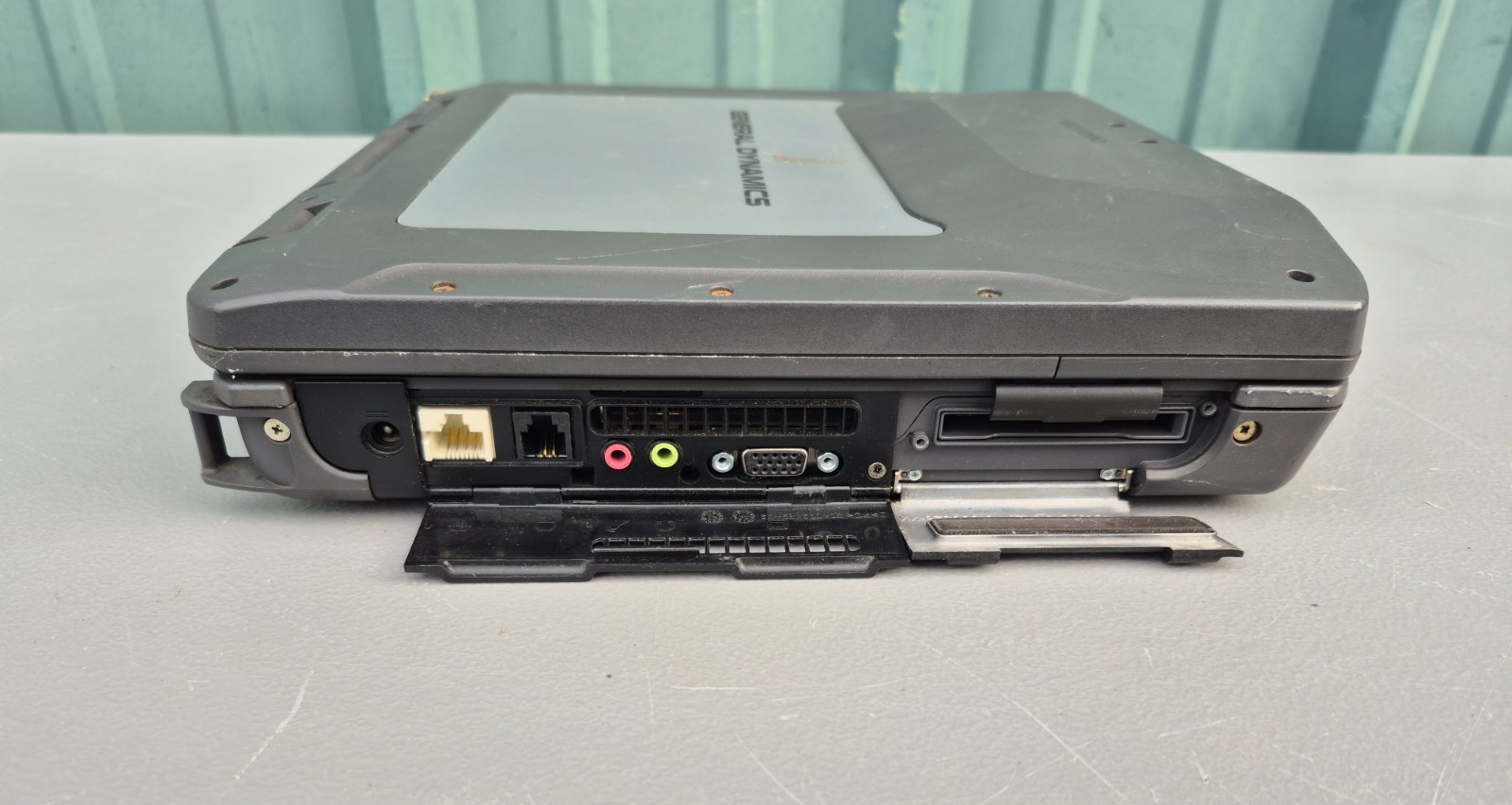 General Dynamics GD8000 Rugged Laptop CORE 2 DUO 1.86GHz