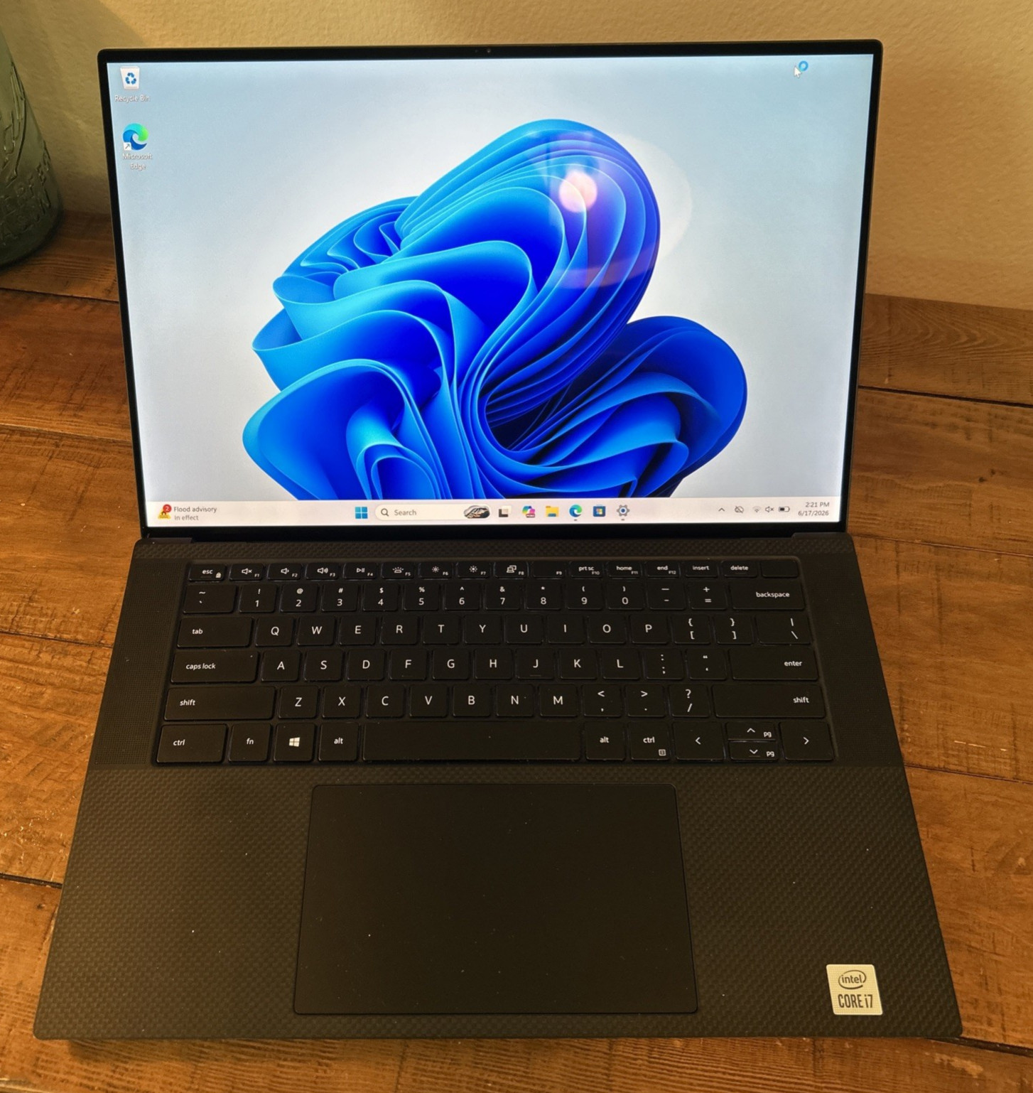 Dell XPS 15.6″ – i7-10750H – 16GB RAM – GTX 1650 Ti – Silver XPS9500 – Touch