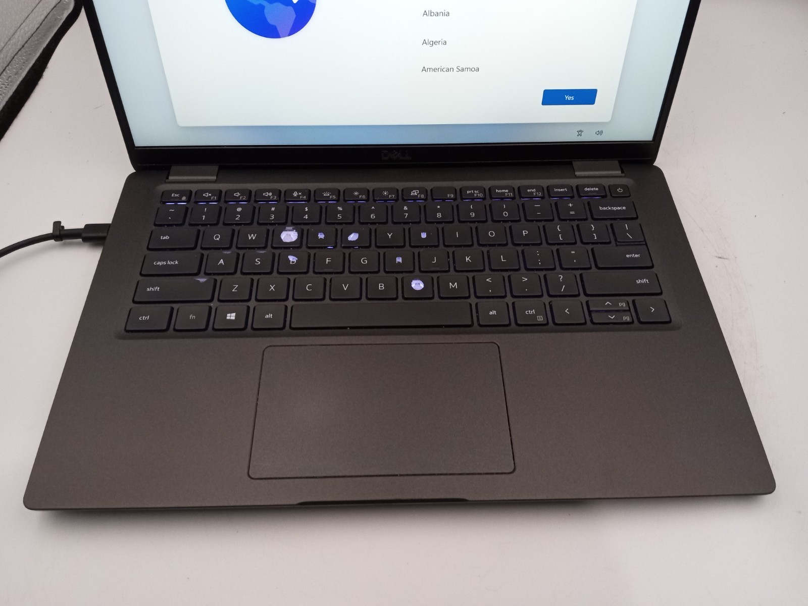 Dell Latitude 7410 14″ Laptop Intel i5-10310U 16GB RAM 256GB SSD W11 -READ -RR