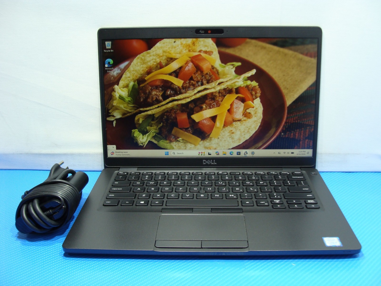 Dell Latitude 5400 14″ FHD Intel i7-8665U 1.9GHz 8GB 512GB Windows 11 Pro +PA