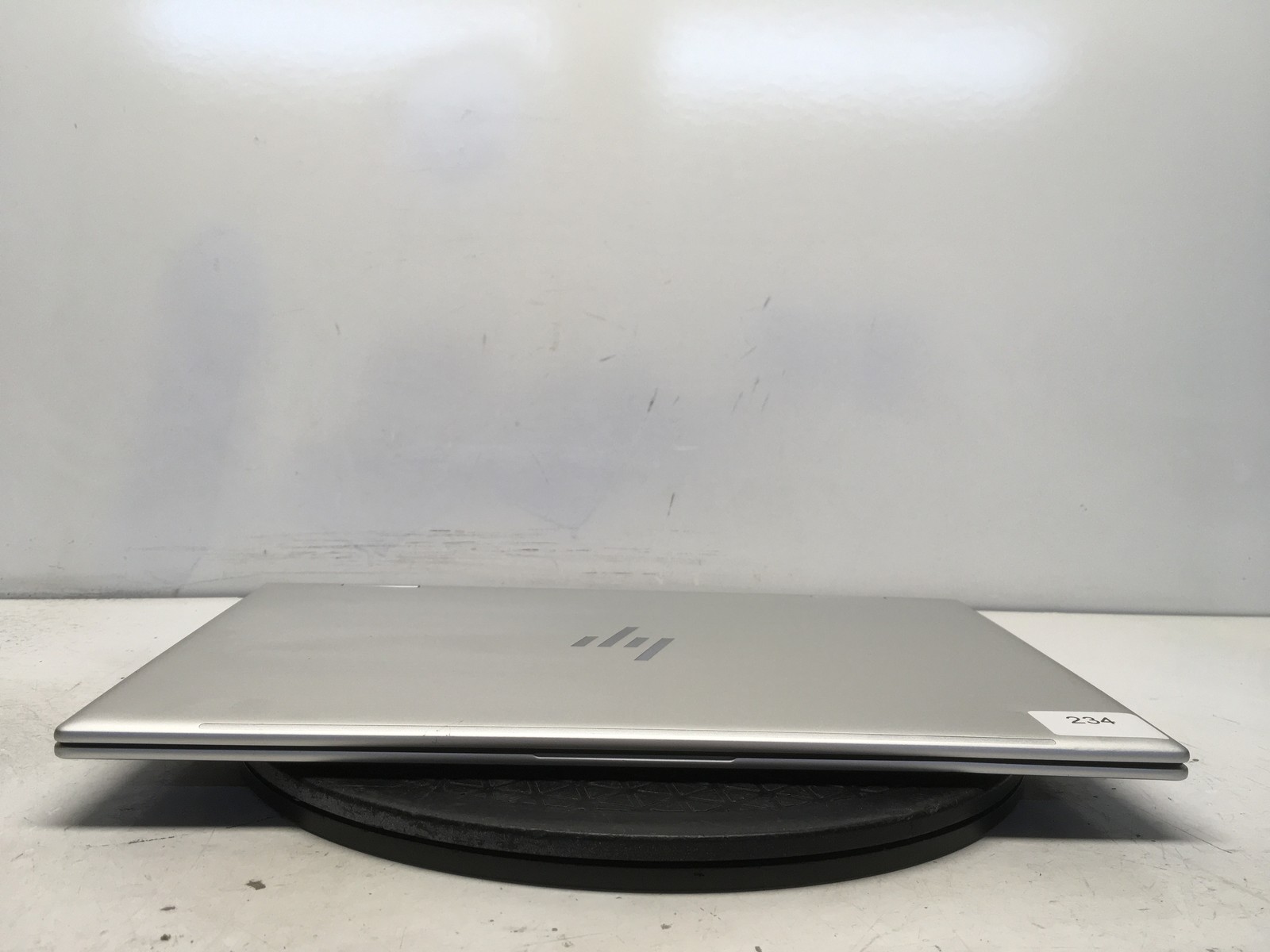 HP Envy 15-EW0013DX X360 Intel i5-1235U 1.3GHz 4 GB NO HDD No Batt