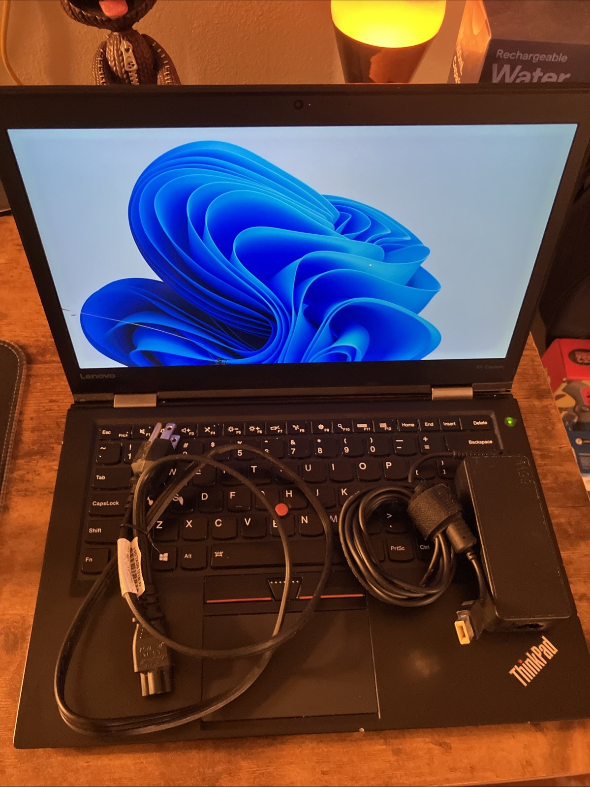 Lenovo ThinkPad X1 Carbon 4th Gen 14″ Laptop i7-6600U 2.60GHz 16GB RAM 512GB SSD