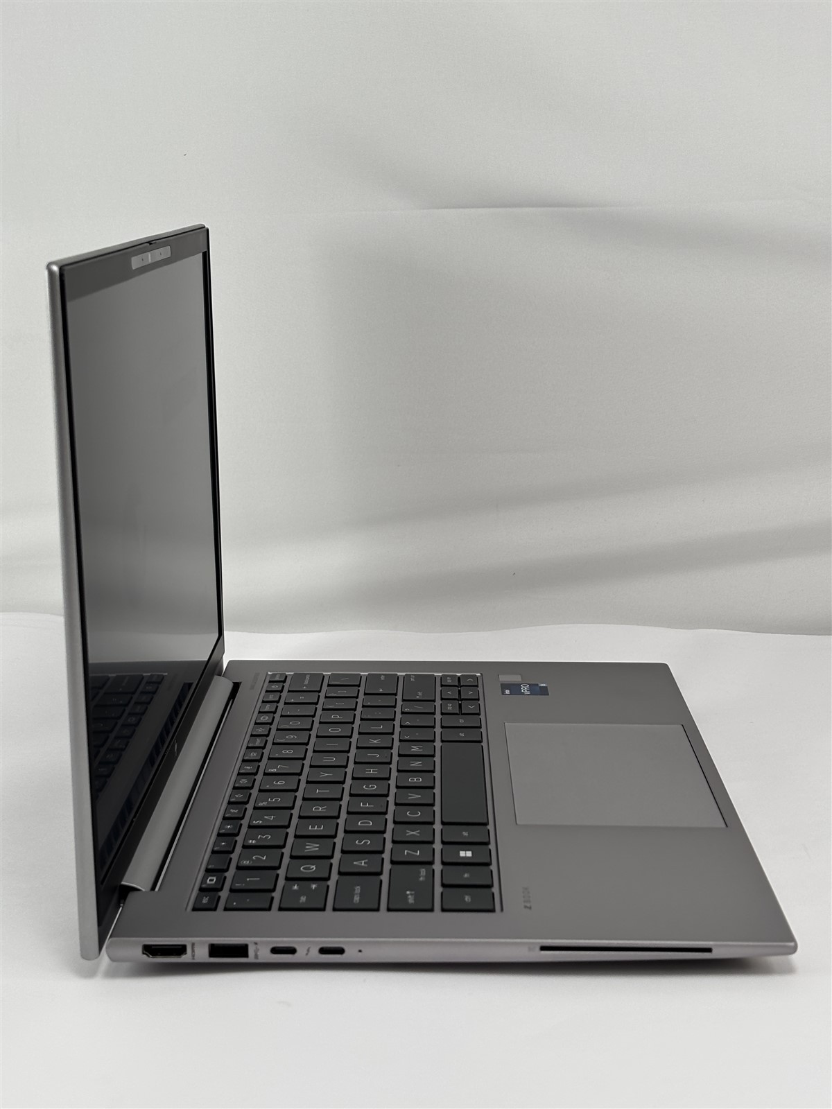 HP ZBook Firefly G10 14″ Core i5-1350P 16GB 256GB SSD Backlit Business
