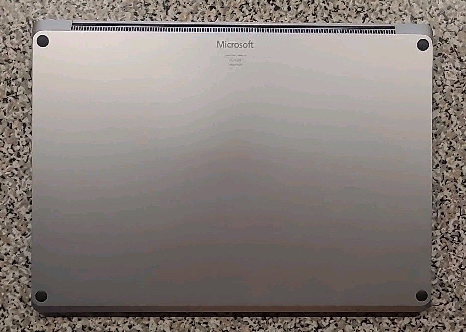 Microsoft Surface Laptop 4 1950 i5-1145G7 16GB RAM 512GB SSD W11P TOUCHSCREEN
