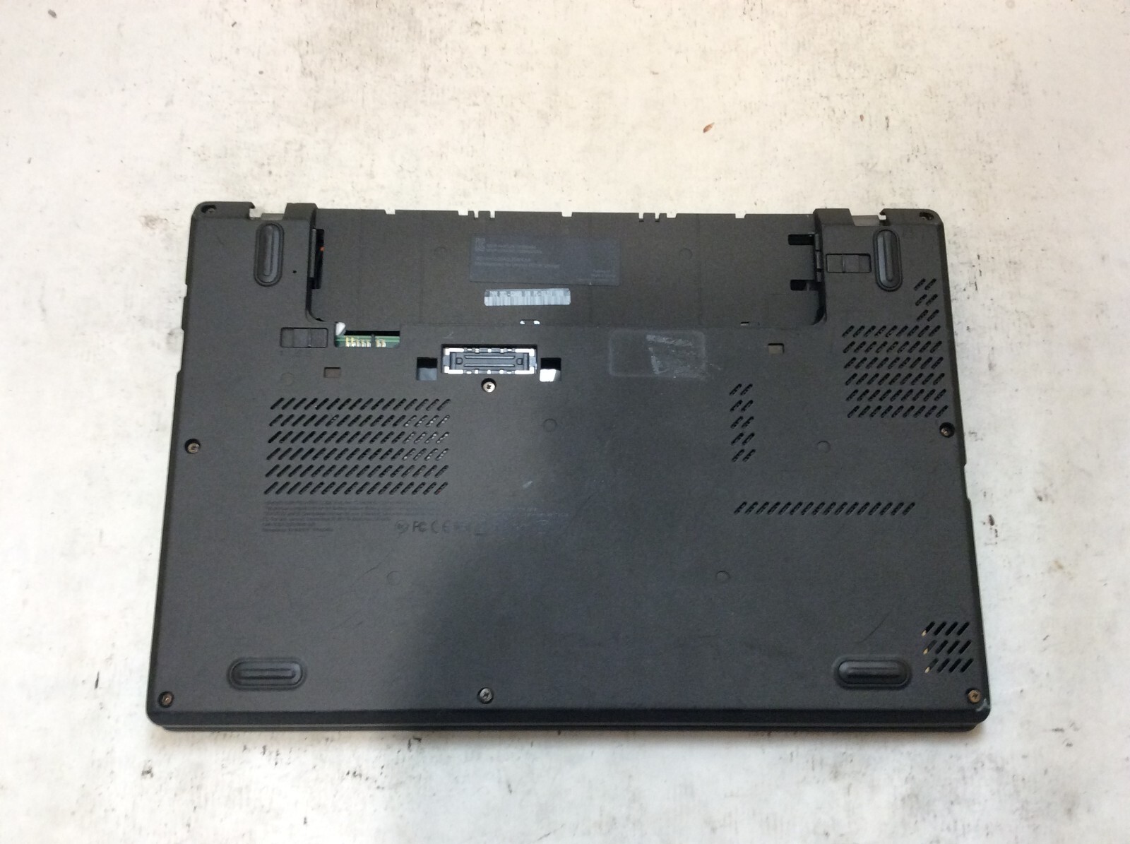 Lenovo ThinkPad X250 Laptop 12″ Intel Core i7 5th Gen VERY DAMAGED -PP