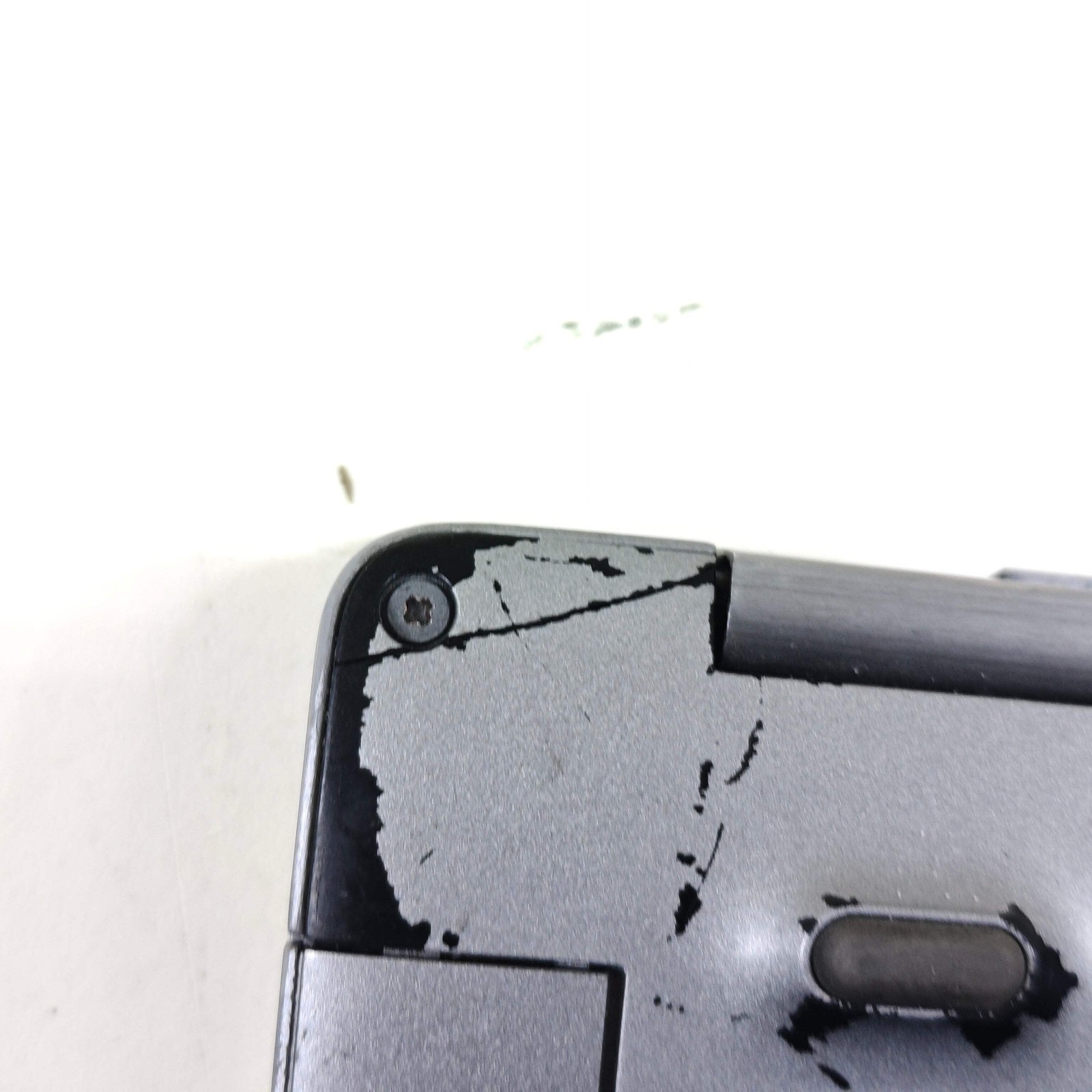 Broken Dell Latitude 5510 15.6″ i5-10310U 1.7GHz No RAM No SSD