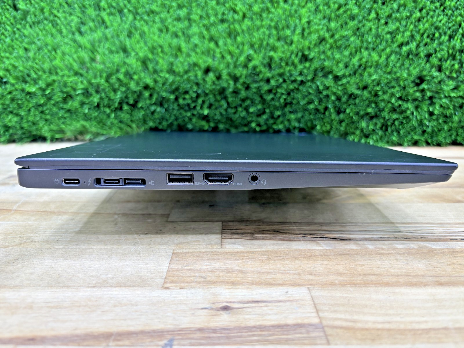 Lenovo ThinkPad T490s Intel i7-8th Gen 1.90GHz 16GB RAM 256GB SSD Windows 11 P*