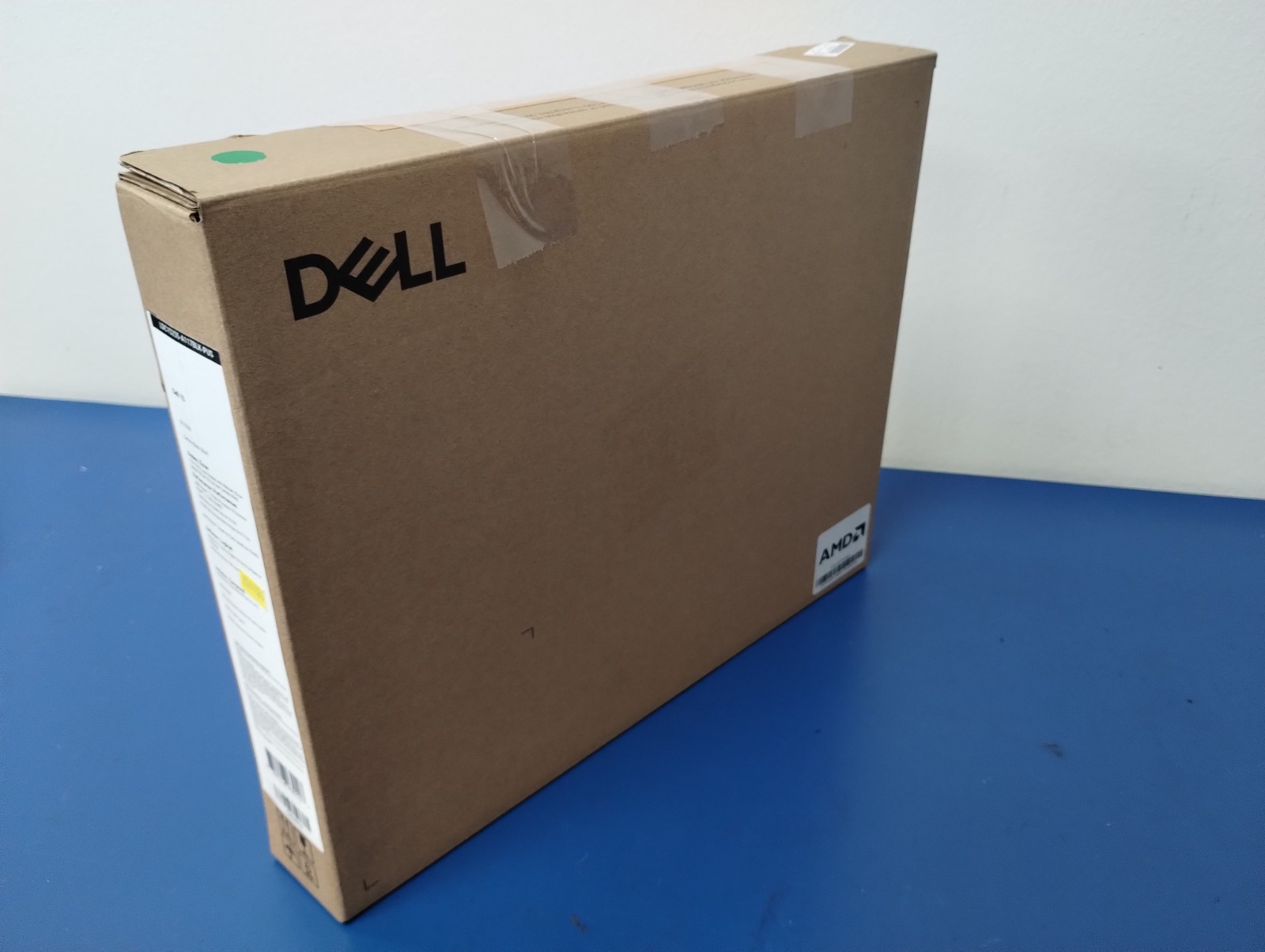 DELL 15 DC15255 G8MK9, AMD Ryzen 7 7730U, 2.00 GHz, 16 GB RAM, 512 GB NVMe SSD