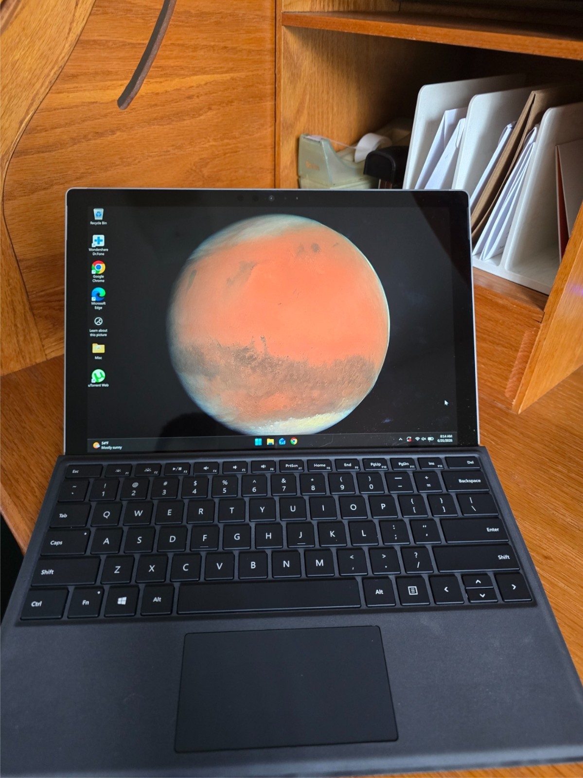 Microsoft LQ6-00001 Surface Pro 5 -Windows 11 pro 256gb ssd