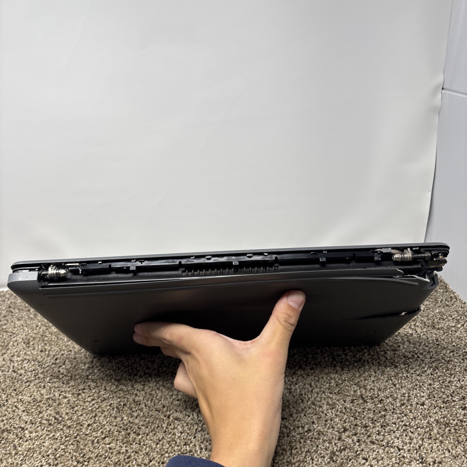 HP 15-DA0081OD Laptop i7 7th Gen DESTROYED FOR PARTS ONLY!