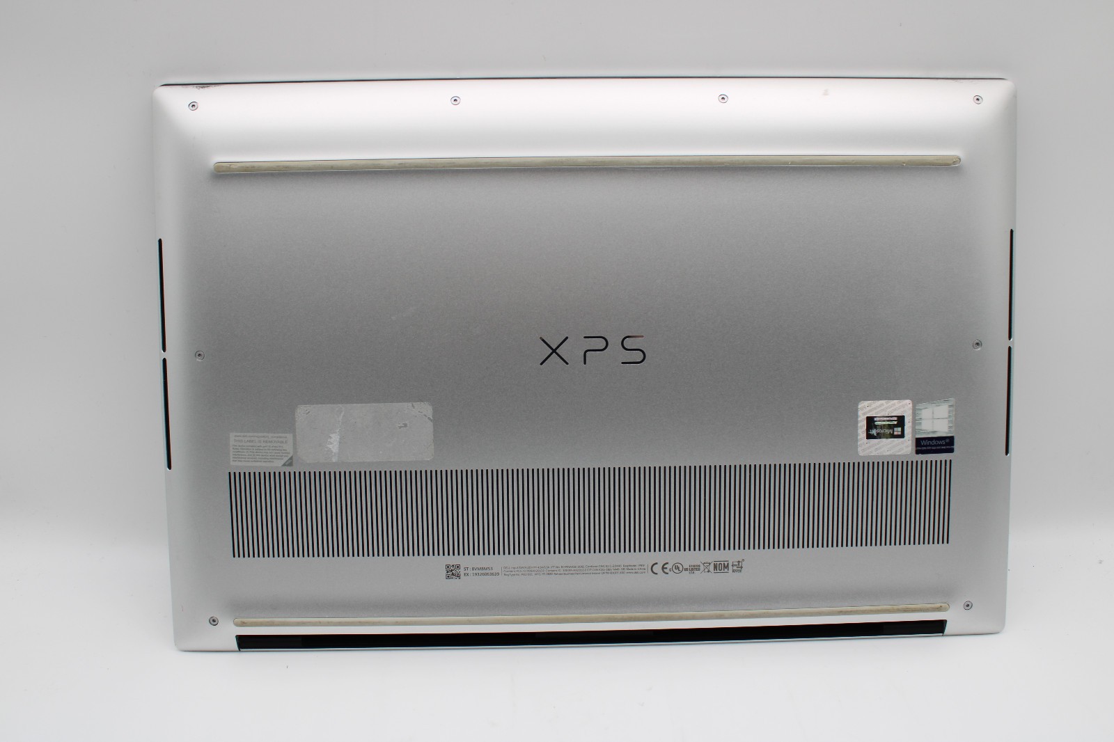 Dell XPS 15 9500 i7-10875H @ 2.6 GHz 16GB RAM 1 TB SSD GTX 1650 Ti W11Pro