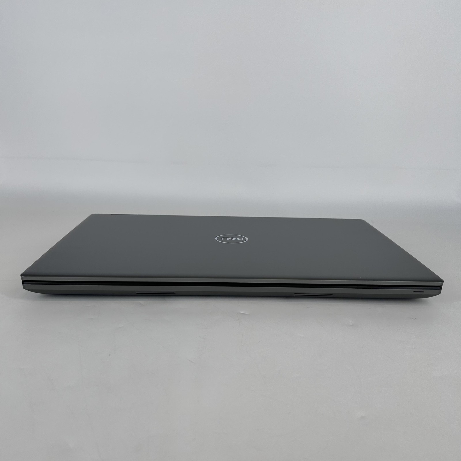 Dell Precision 7780 17.3 FHD 2.2 GHz i9-13950HX 64GB 1TB/1TB NVIDIA RTX 5000 Ada