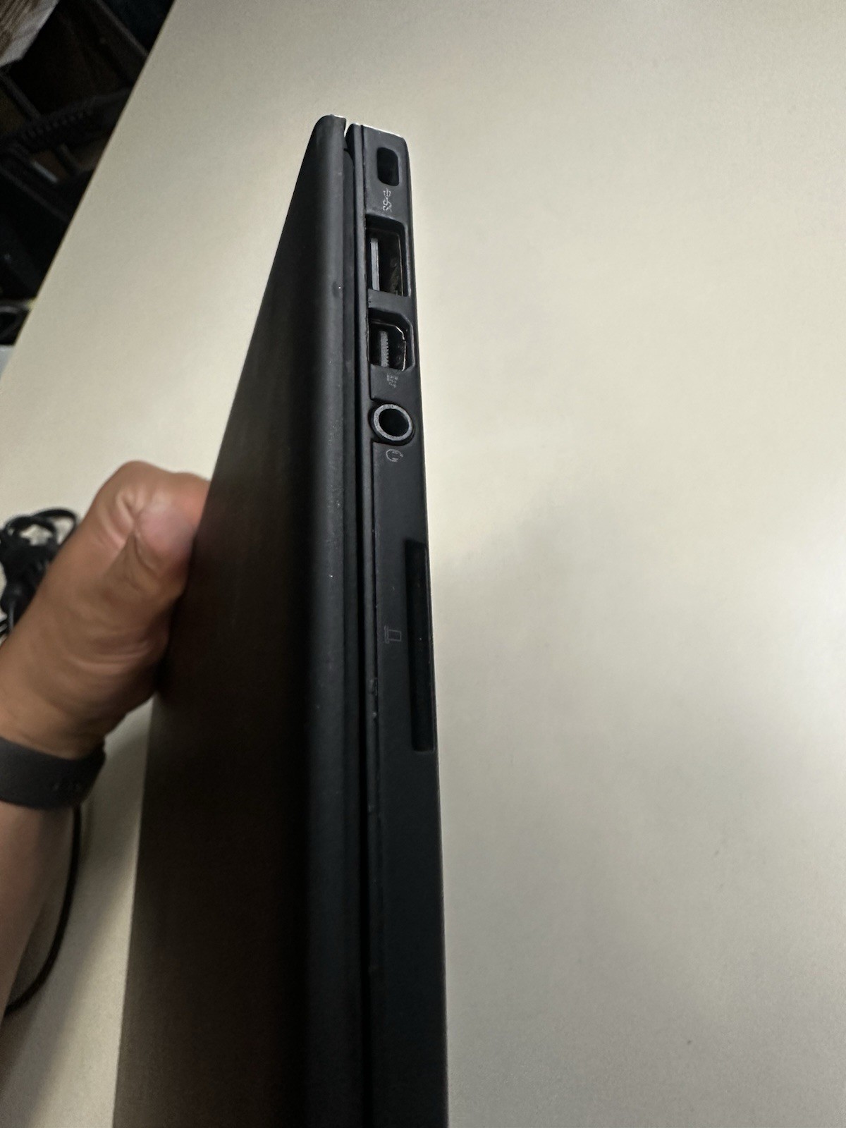 Lenovo ThinkPad X1 Carbon Intel Core i5 vPro. Read