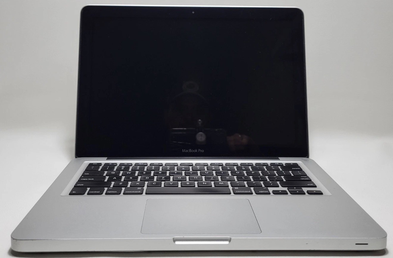Macbook Pro A1278 i5-3210M 8GB 500GB with ADAPTER (UID AT65475E81, AT216DB428)