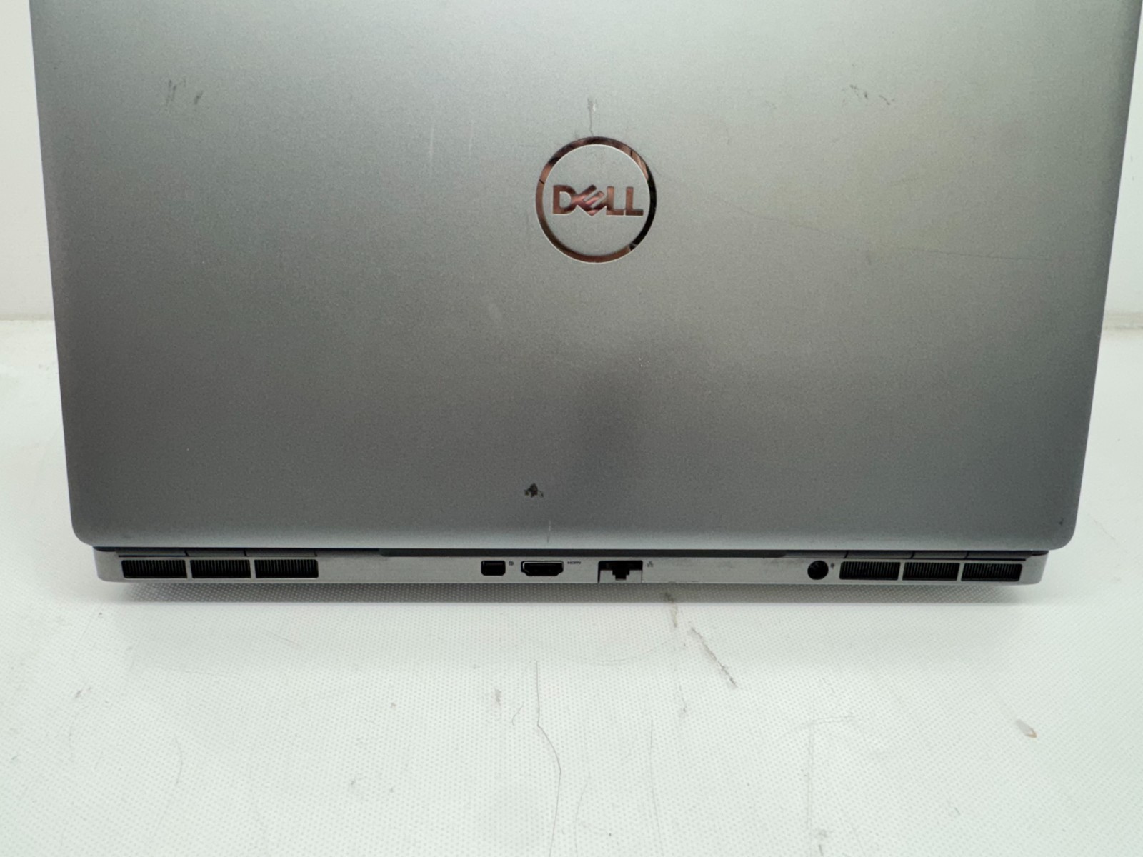 Dell Precision 7550 15.6″ Intel i7-10850H@2.7GHz 16GB 256G T2000 Nocamera series