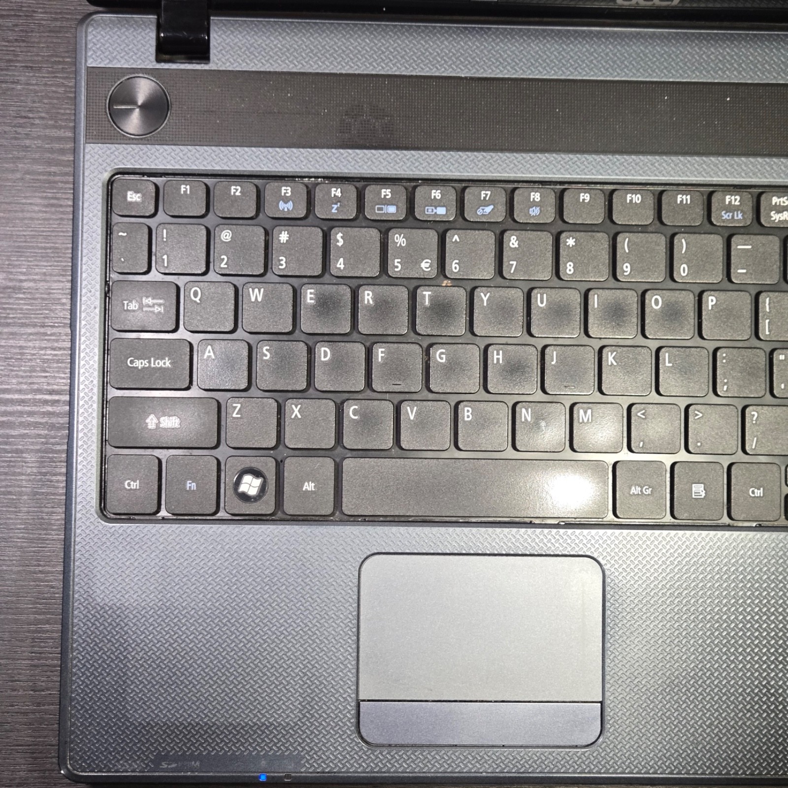 Acer Aspire 5250-BZ669 AMD E-350 4GB 500GB DVD Win10 15.6″ Laptop P5WE6