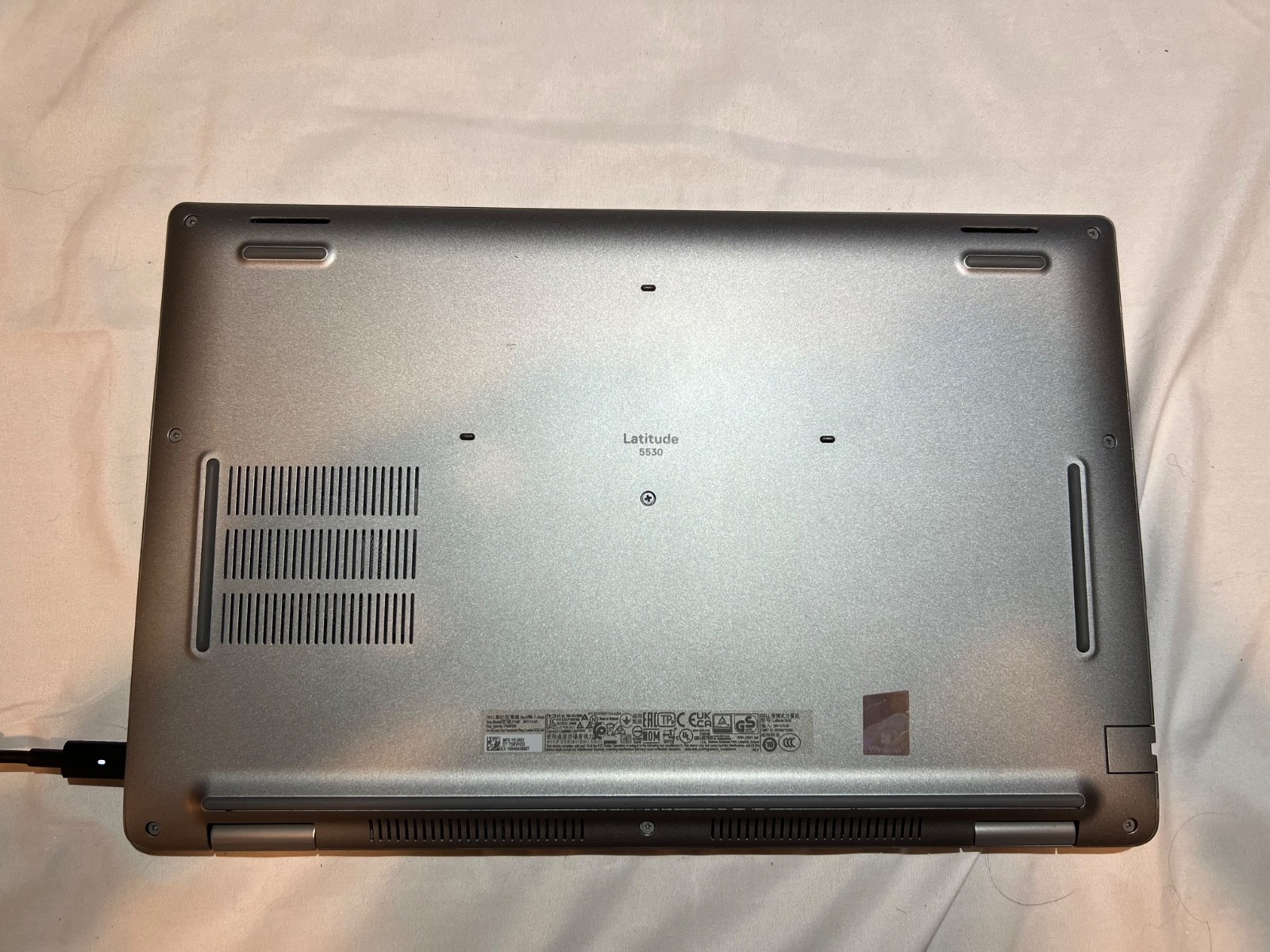 Dell Latitude 5530 – Intel i5 1240P – 16GB Ram – 256GB M.2 – Windows 11 Pro