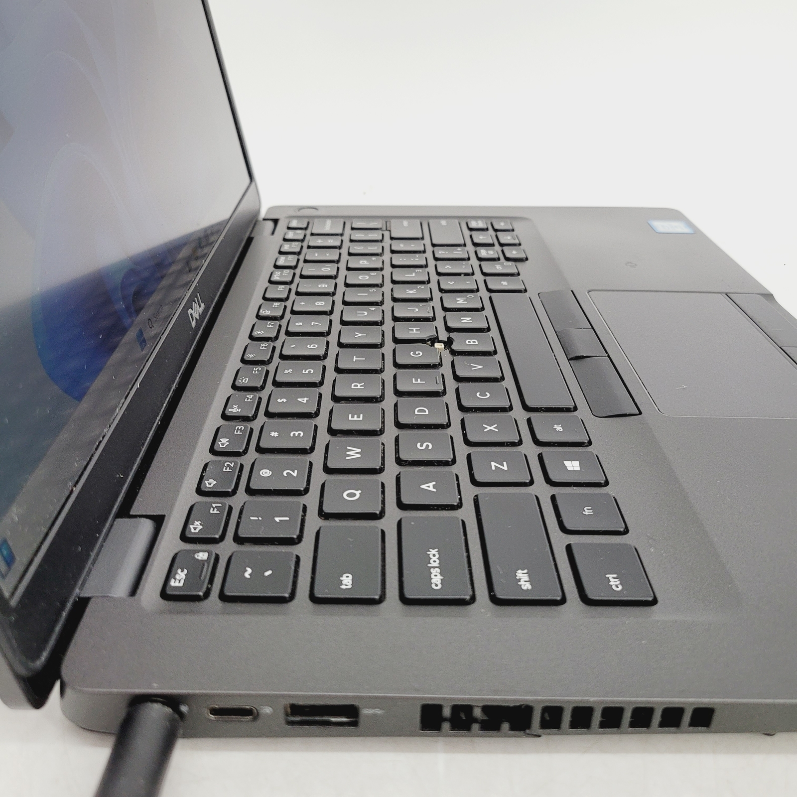 Dell Latitude 5400 i7 8665u 1.9GHz 8GB RAM 120GB NVMe 14″ GRADE C Laptop – READ