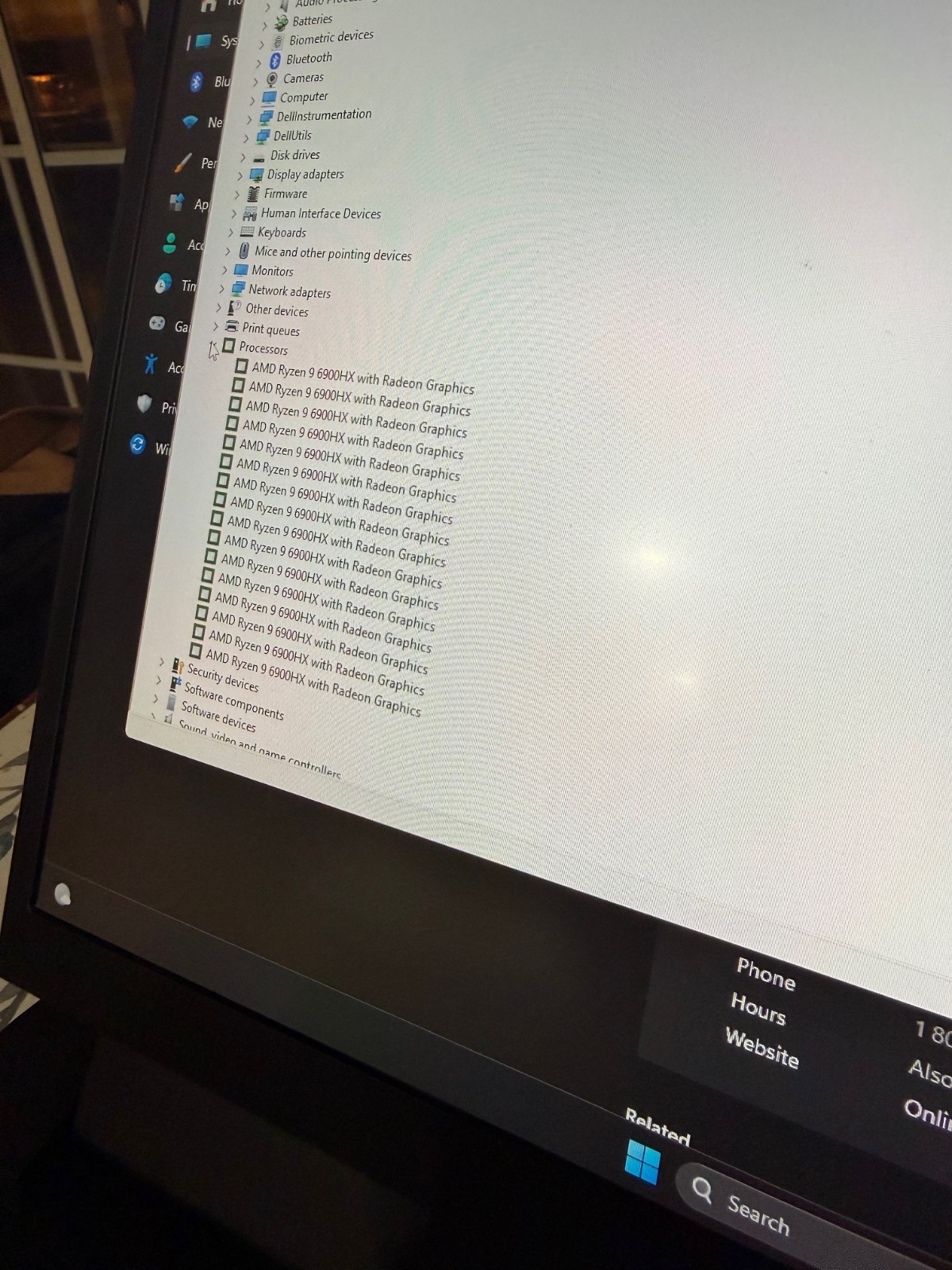 Alienware M17 R5 17.3” (1TB SSD. AMD Ryzen 9 6900HX, 4.9GHz 16GB RAM) Gaming.