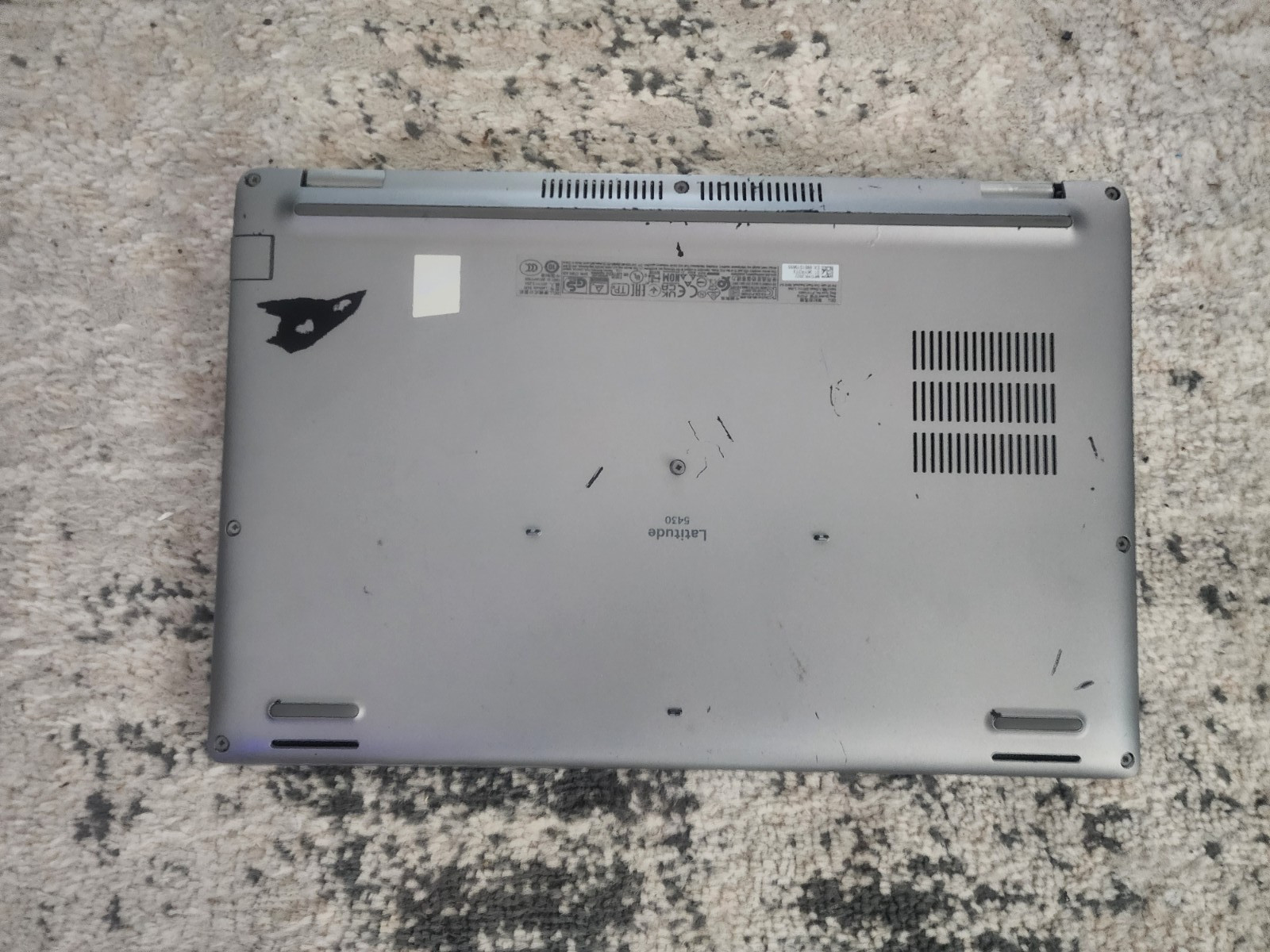 Dell Latitude 5430 14″ Intel i5-1245U NO RAM/SSD BOOTED TO BIOS PARTS OR REPAIR