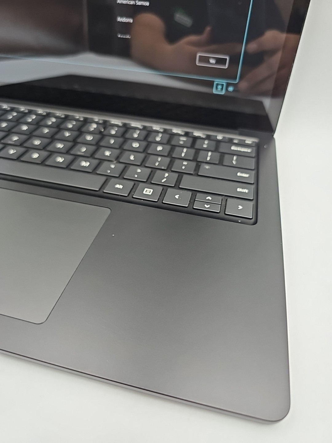 Microsoft Surface 4 Laptop Intel Core i7-1187G7 3.00 GHz 16GB 512GB SSD **READ**