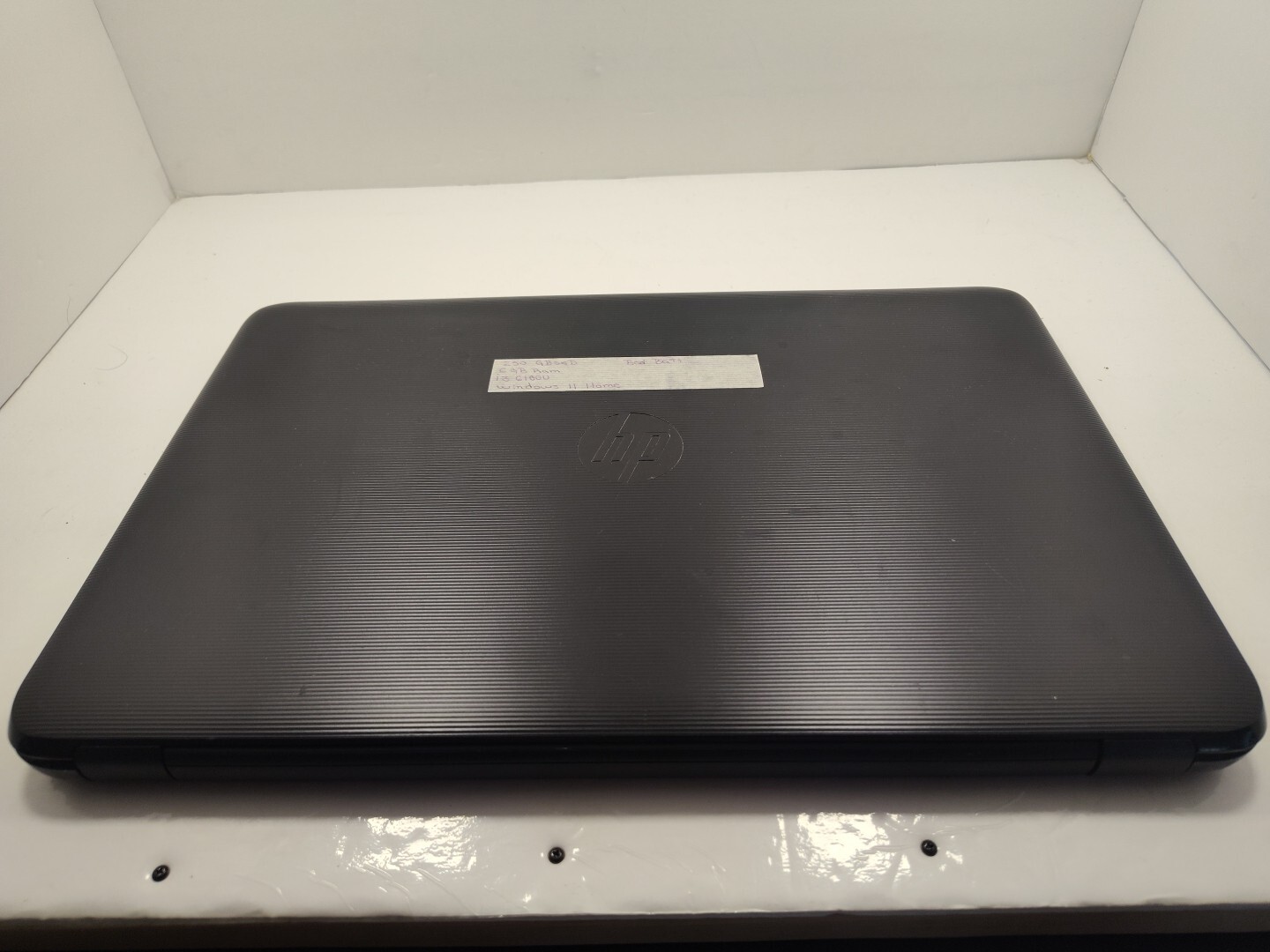 HP 15-AY009DX | INTEL CORE I3-6100U 2.30GHZ 250 GB SSD 6GB (READ DESCRIPTION)