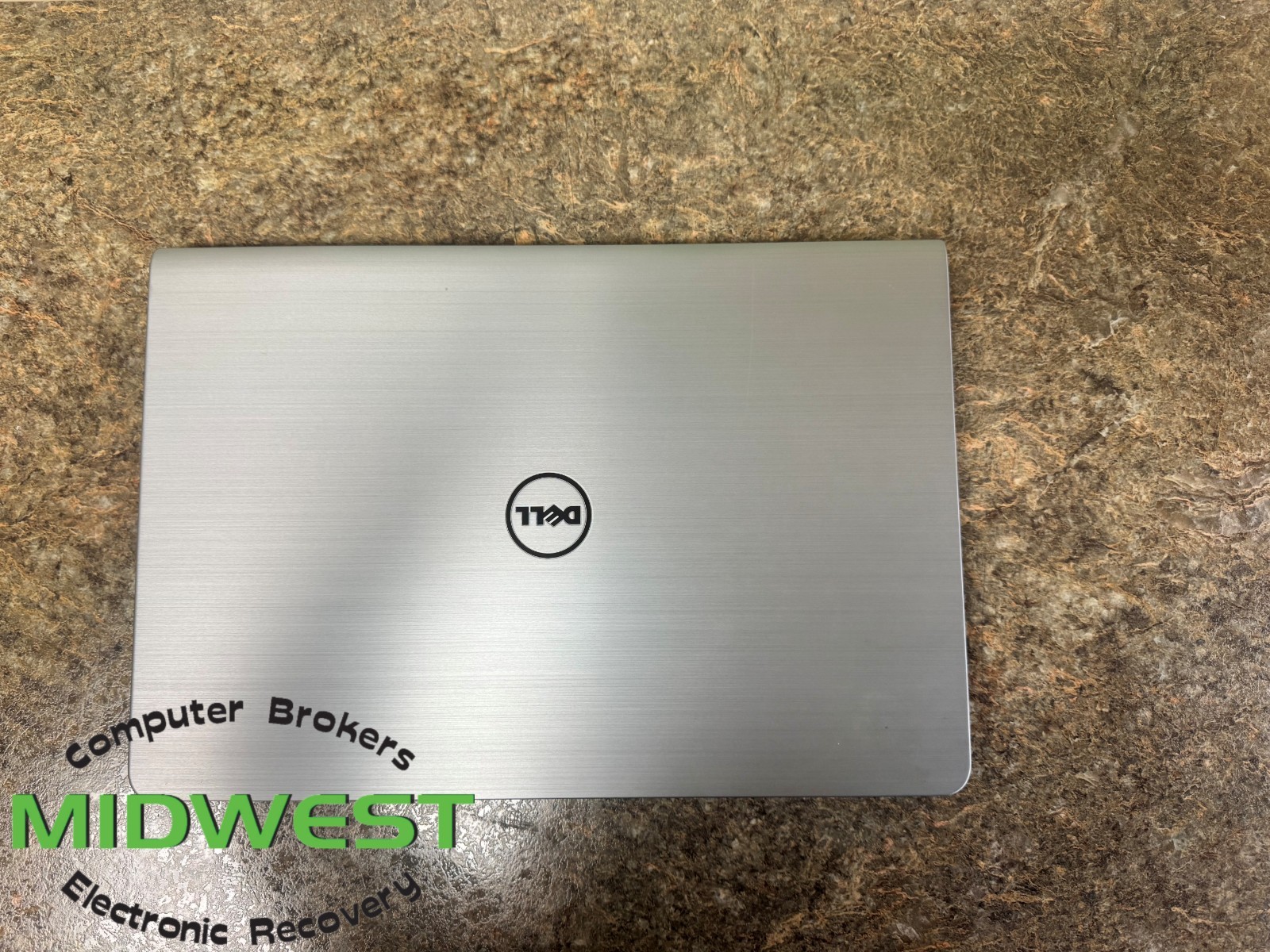 Dell Inspiron 5545 AMD A10-7300 Radeon R6 1.GHz 8GB RAM (NO OS/HDD/SSD)