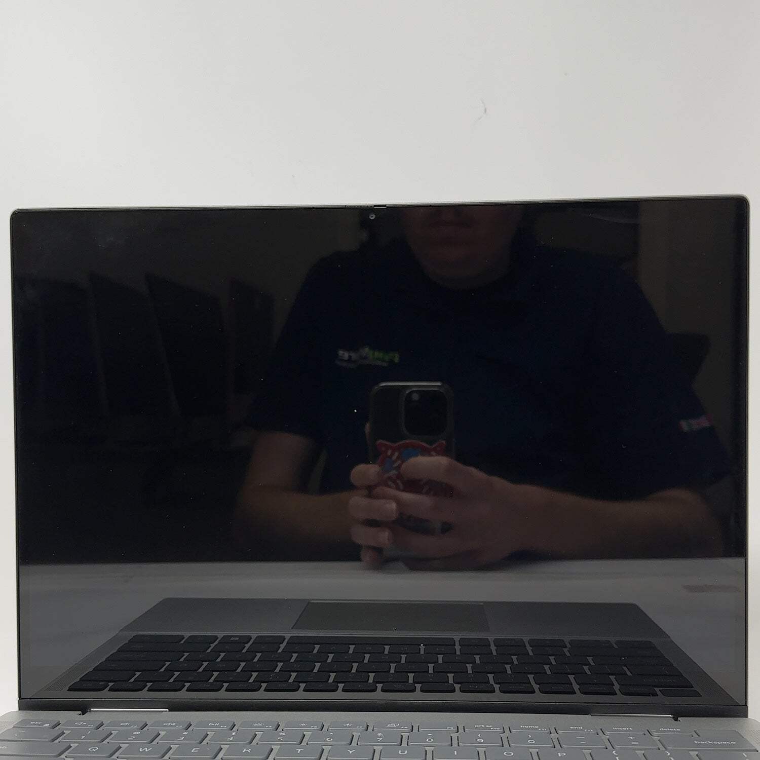 Dell Inspiron 3530 15.6″ i7-1355U 1.7GHz 16GB RAM 1TB SSD